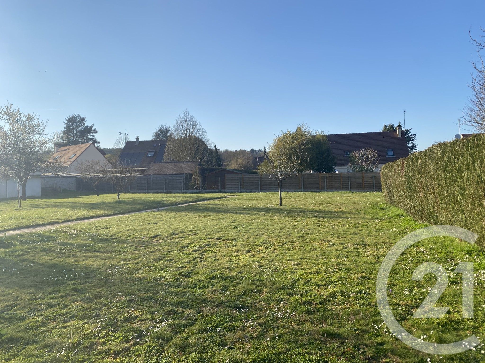 Terrain — Oncy-sur-École