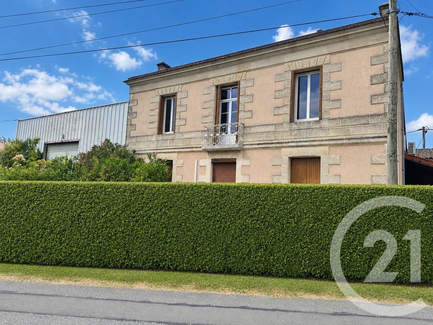 Maison 185m² — Berson