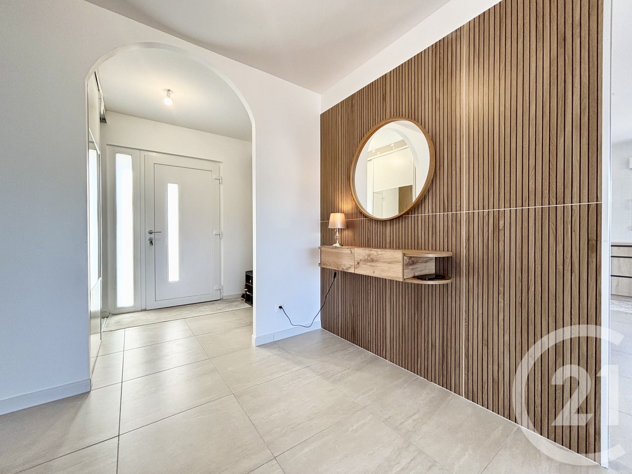 Maison 197m² — Panazol