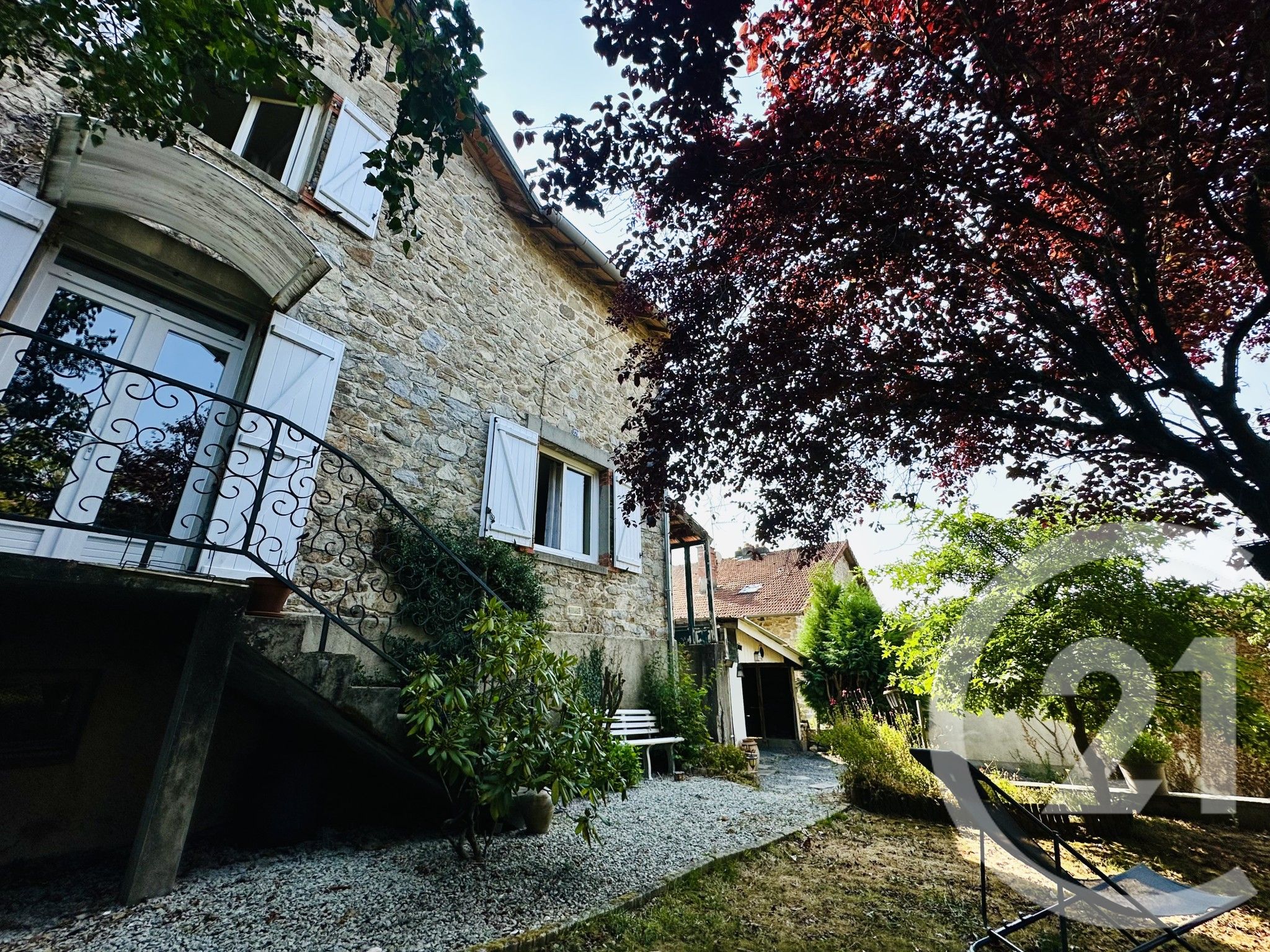 Maison 73m² — Le Palais-sur-Vienne