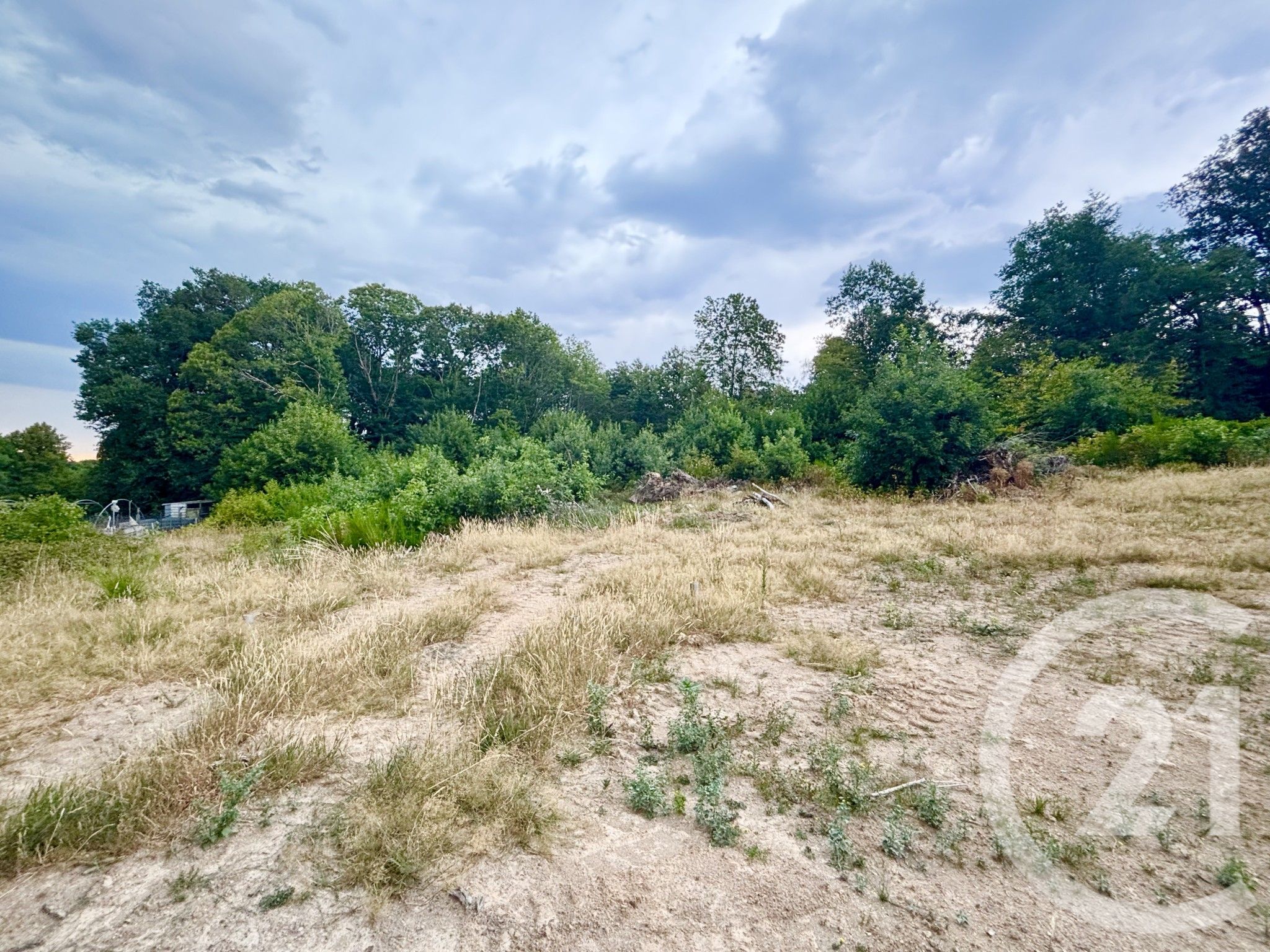 Terrain — Peyrilhac