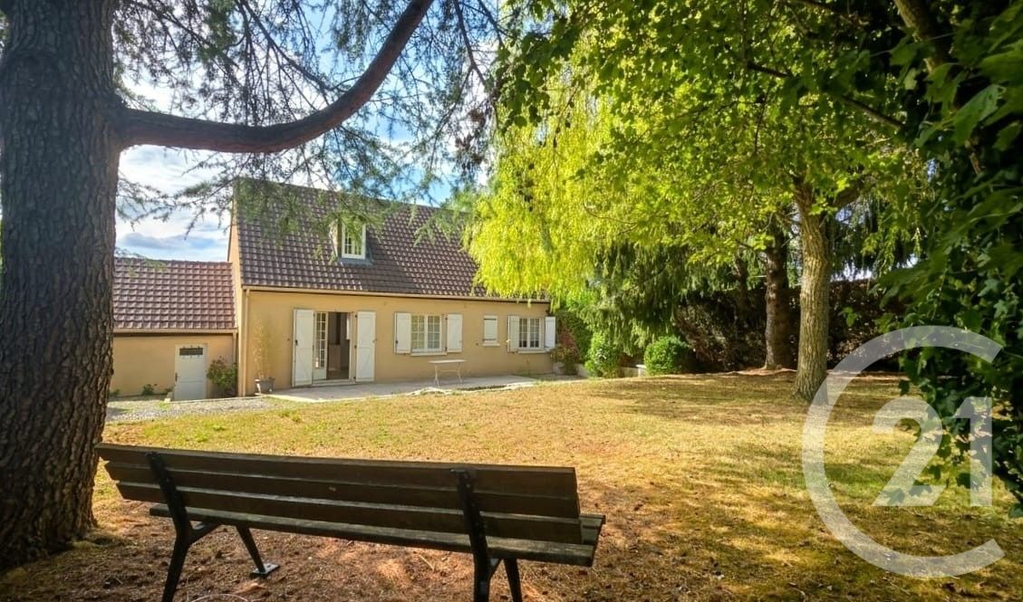 Maison 130m² — Vallangoujard