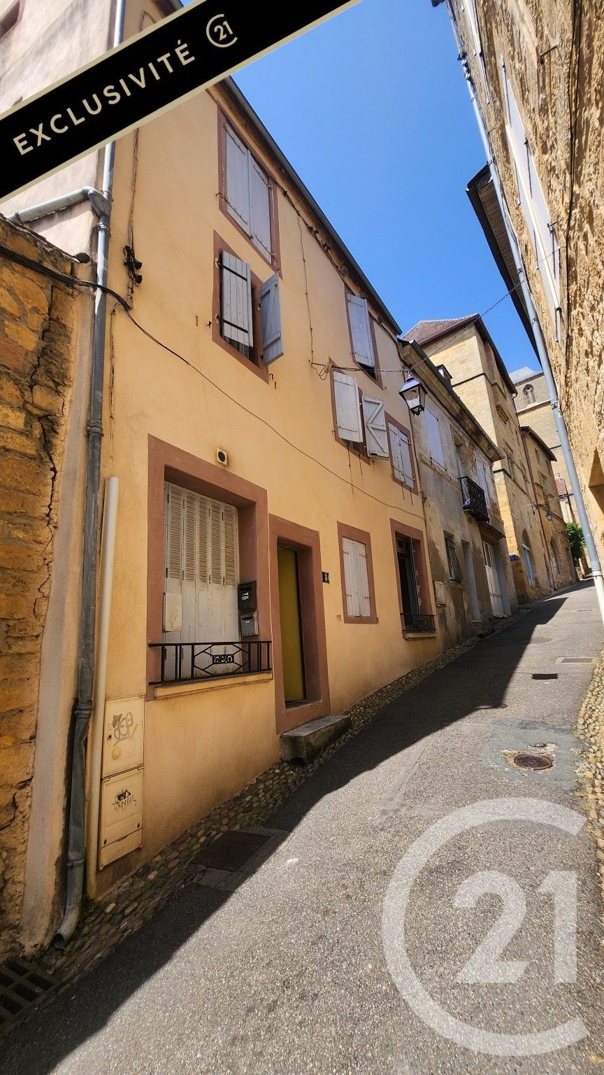 Immeuble 86m² — Gourdon