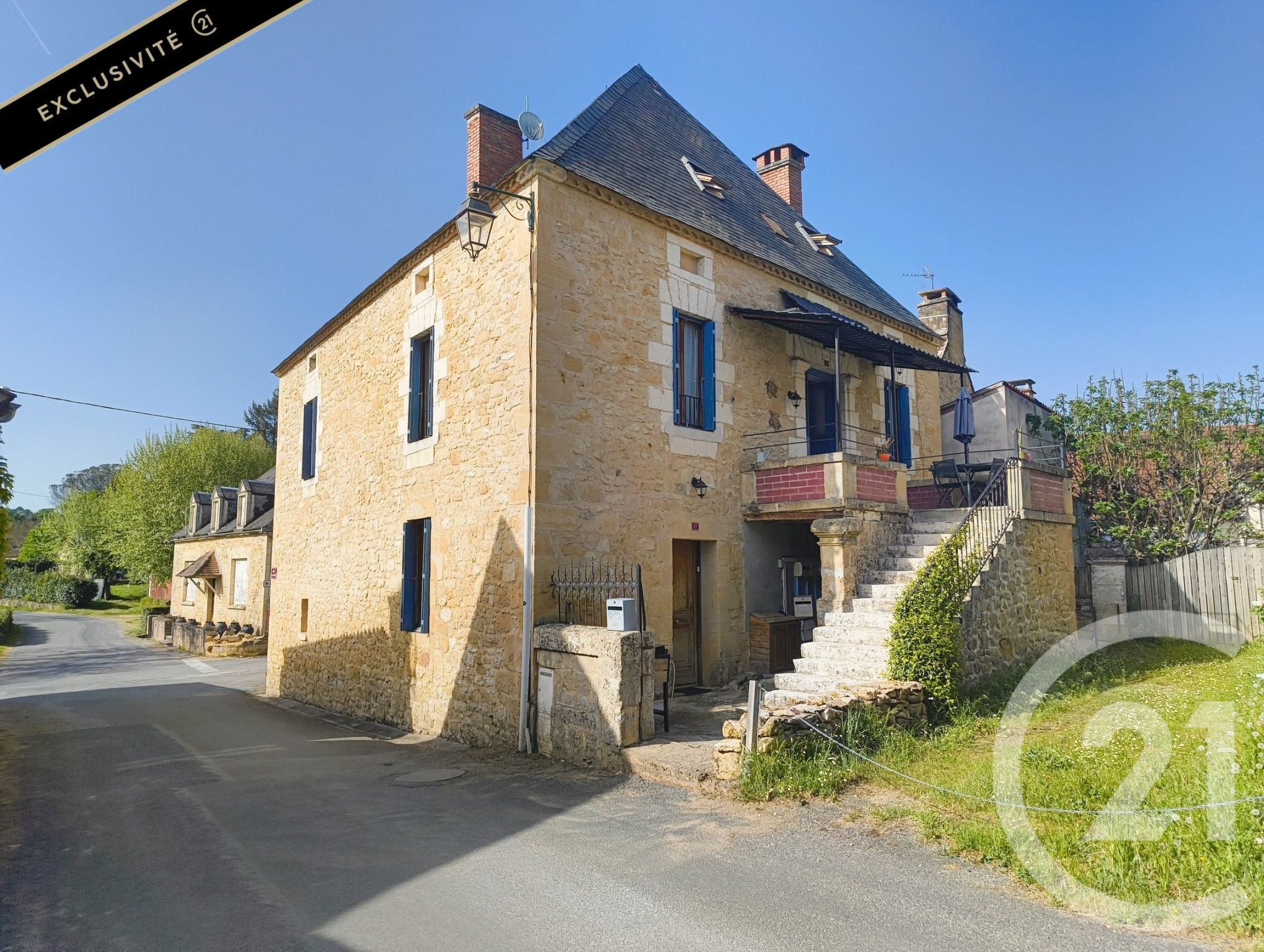 Maison 223m² — Milhac