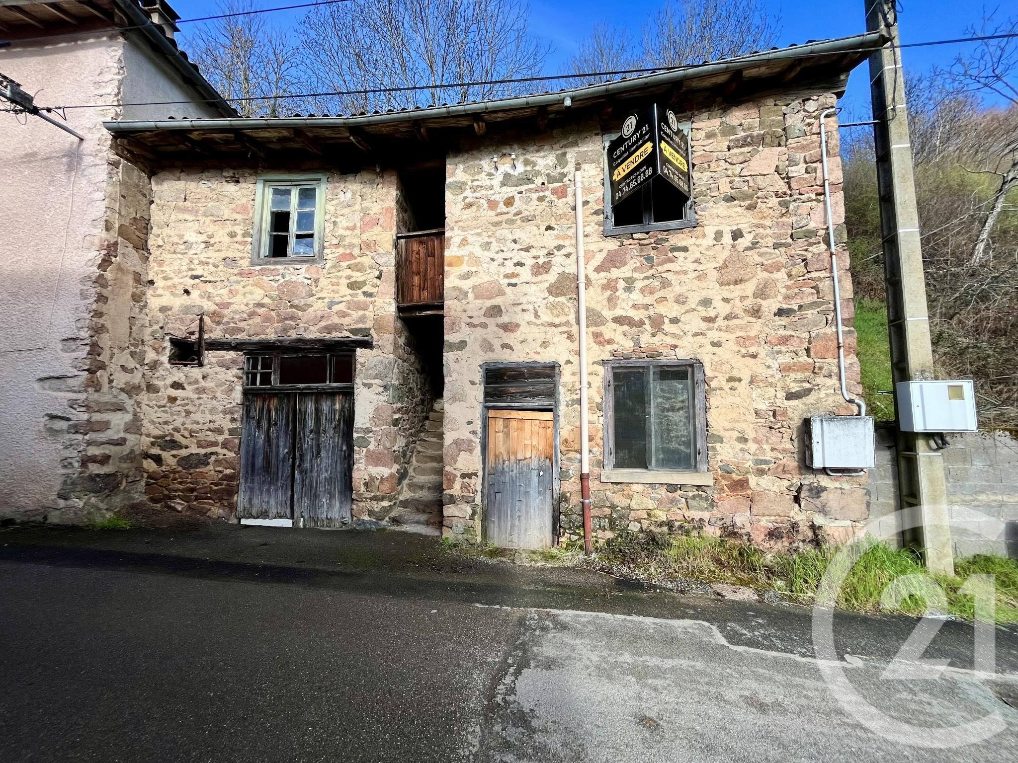 Maison 63m² — Valsonne