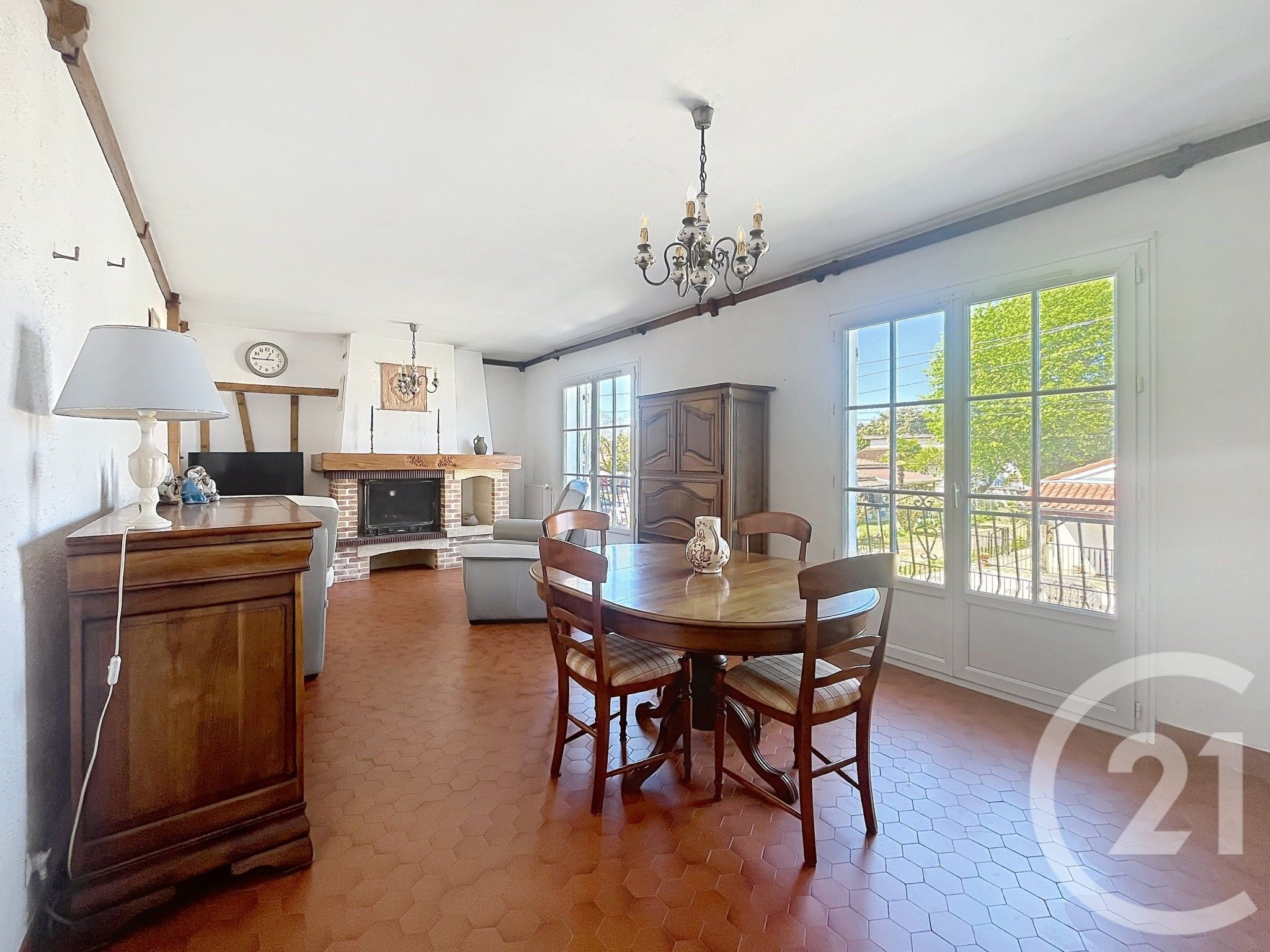 Maison 130m² — Labastide-Saint-Pierre