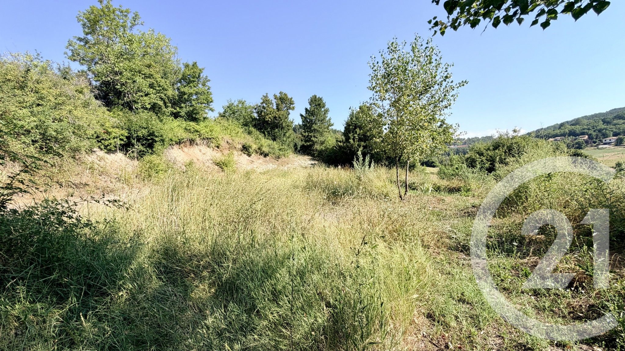 Terrain — Châteauvieux
