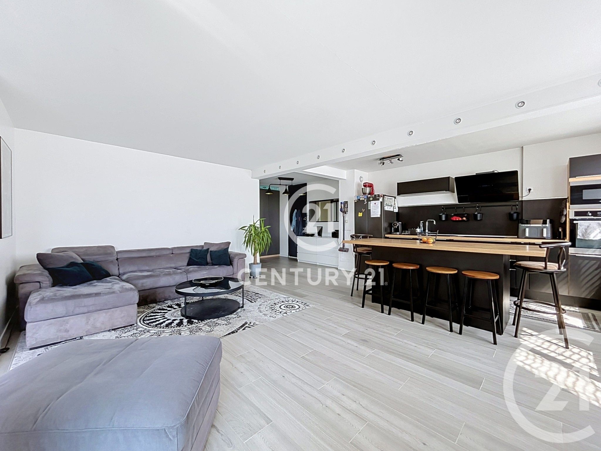 Appartement 97m² — Deuil-la-Barre