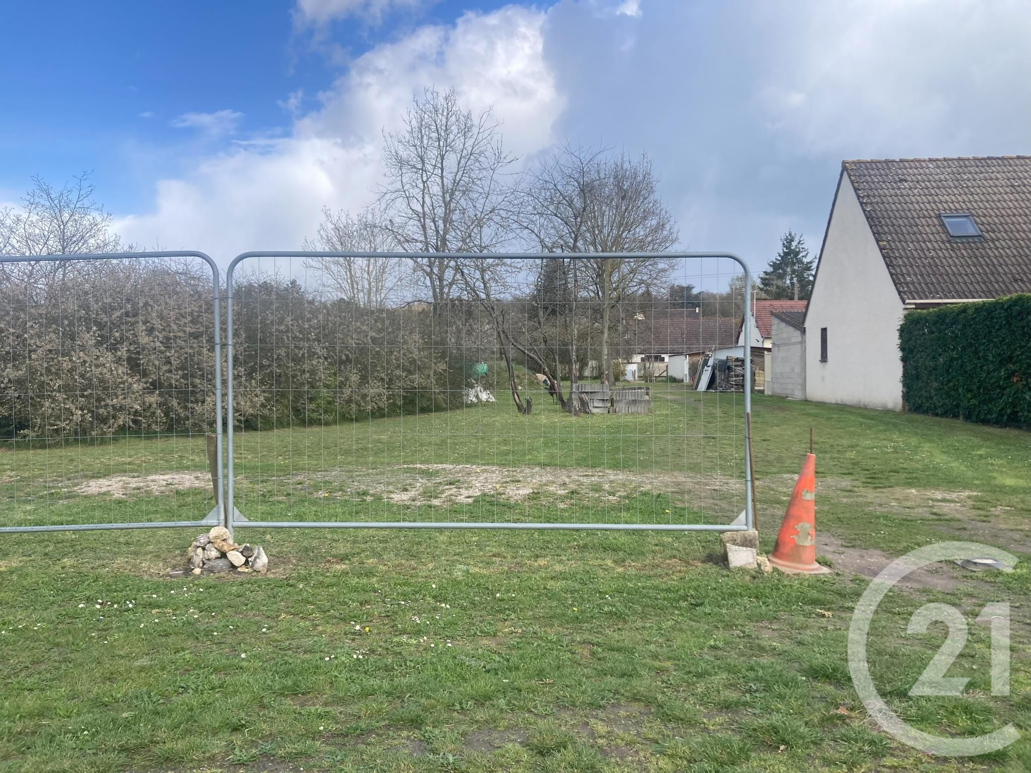 Terrain — Breuilpont