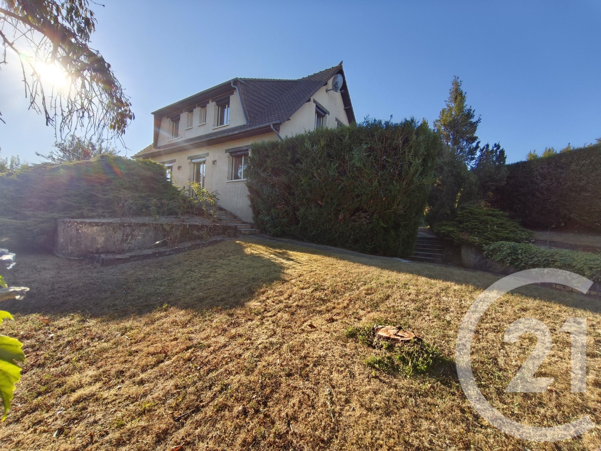 Maison 160m² — Saint-Marcel