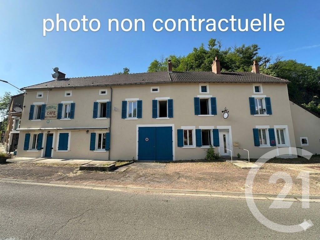 Maison 264m² — Montreuillon