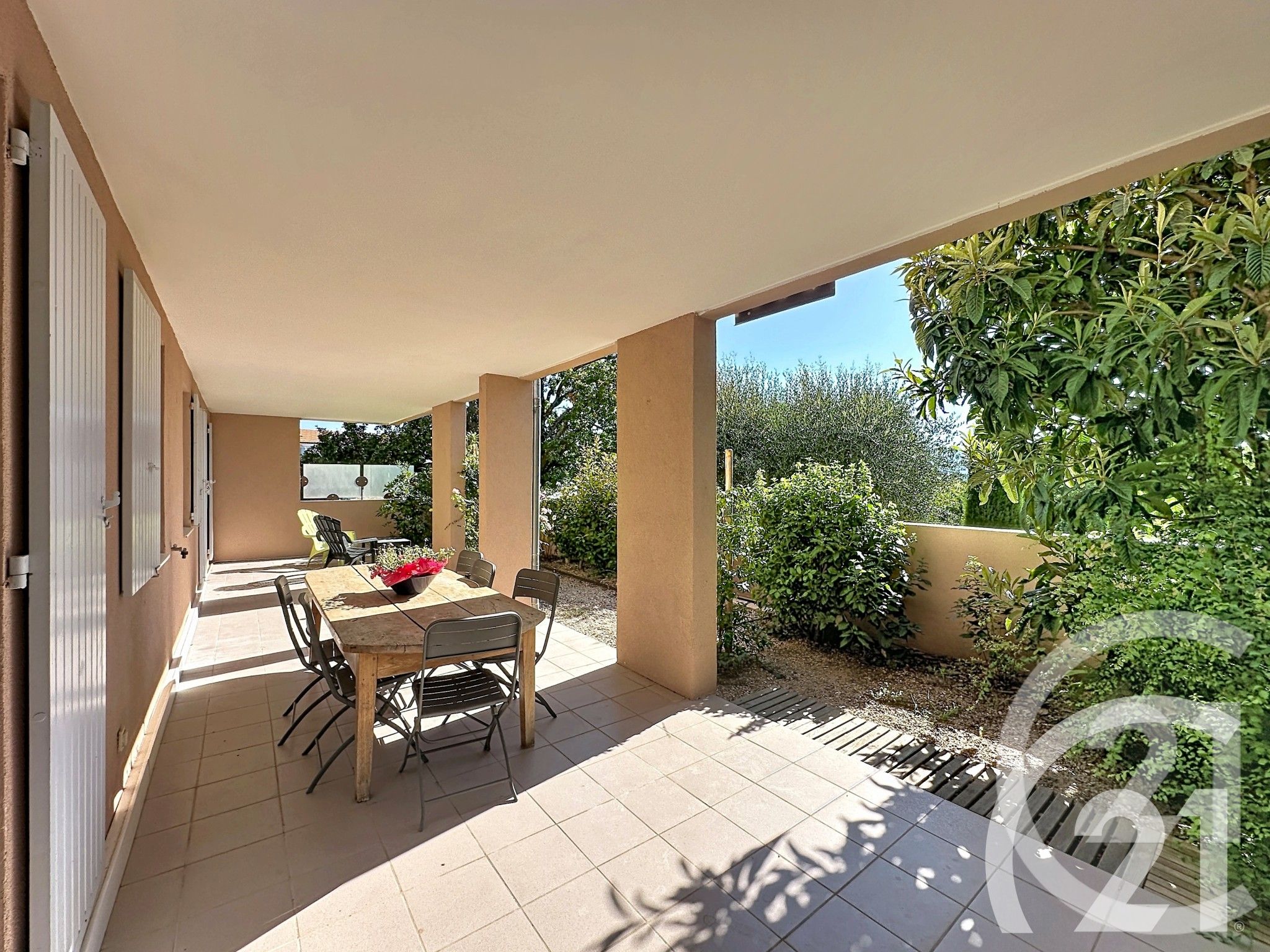 Appartement 81m² — Goult