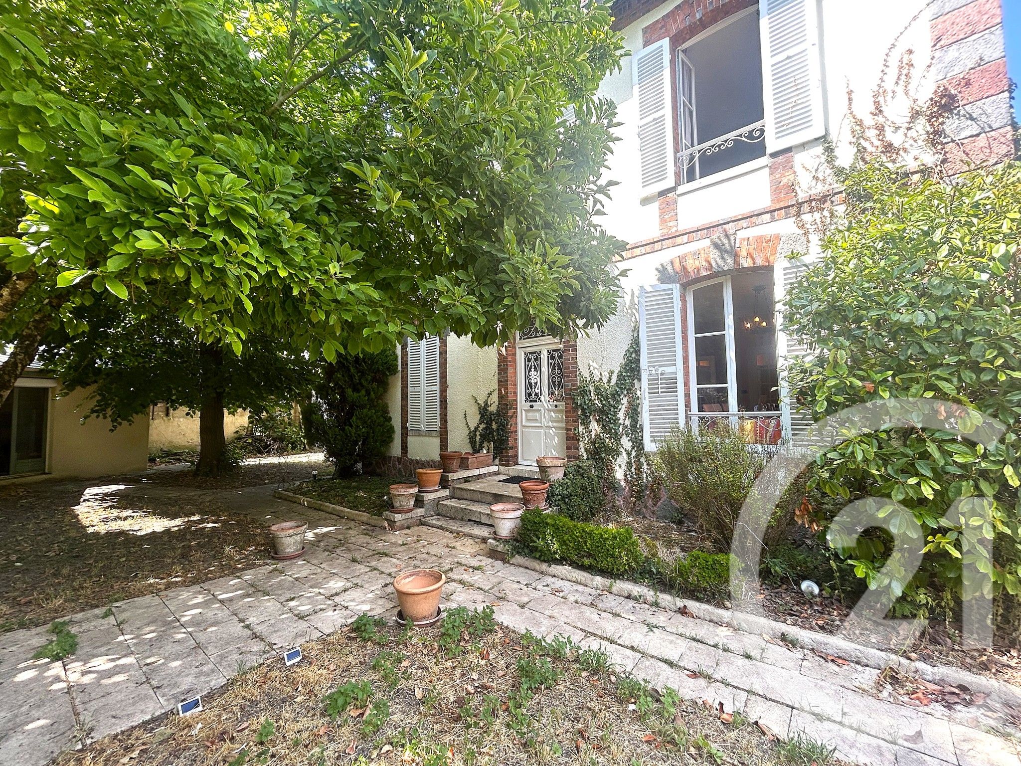 Maison 166m² — Montargis