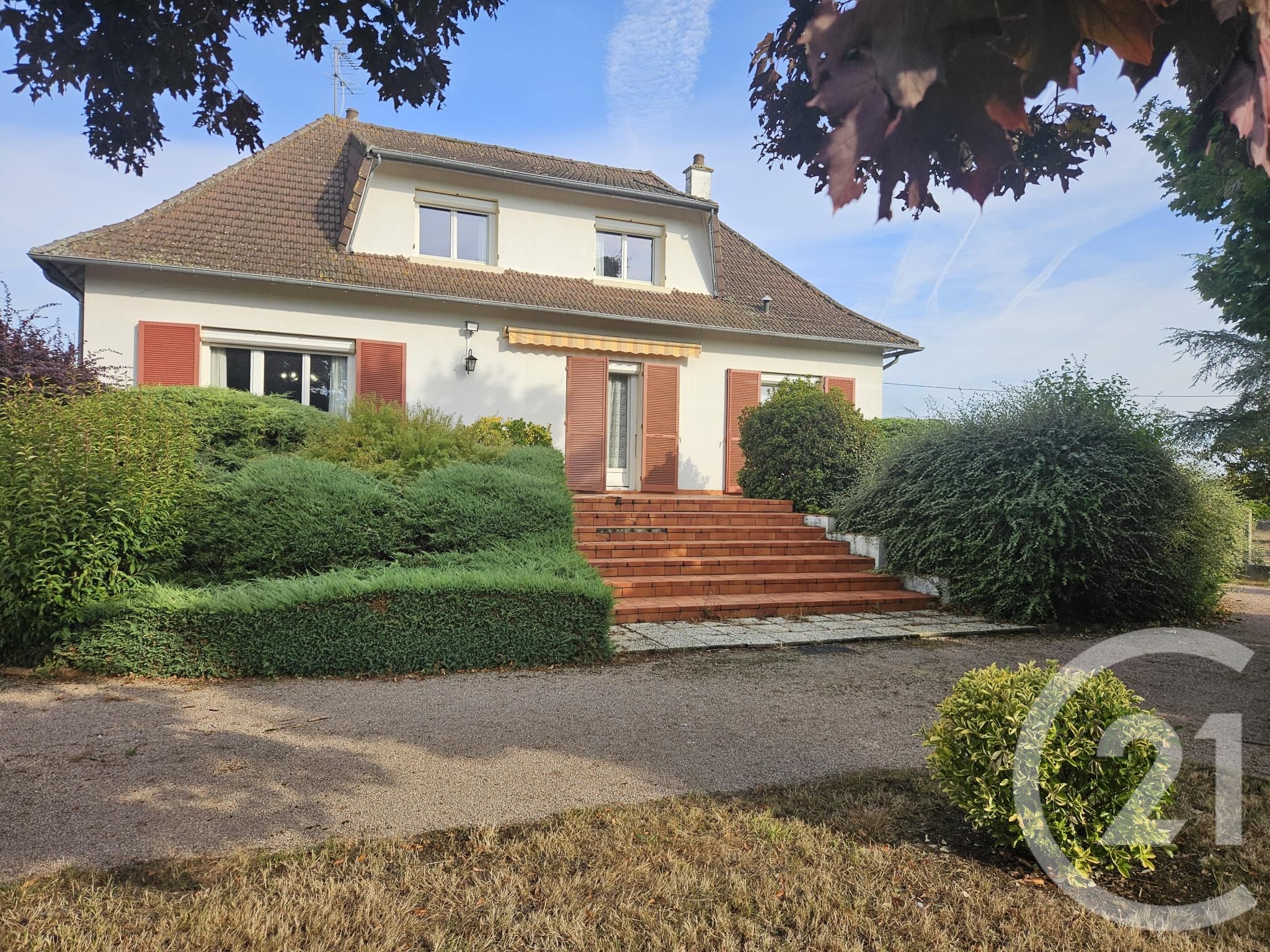 Maison 130m² — Mornay-sur-Allier