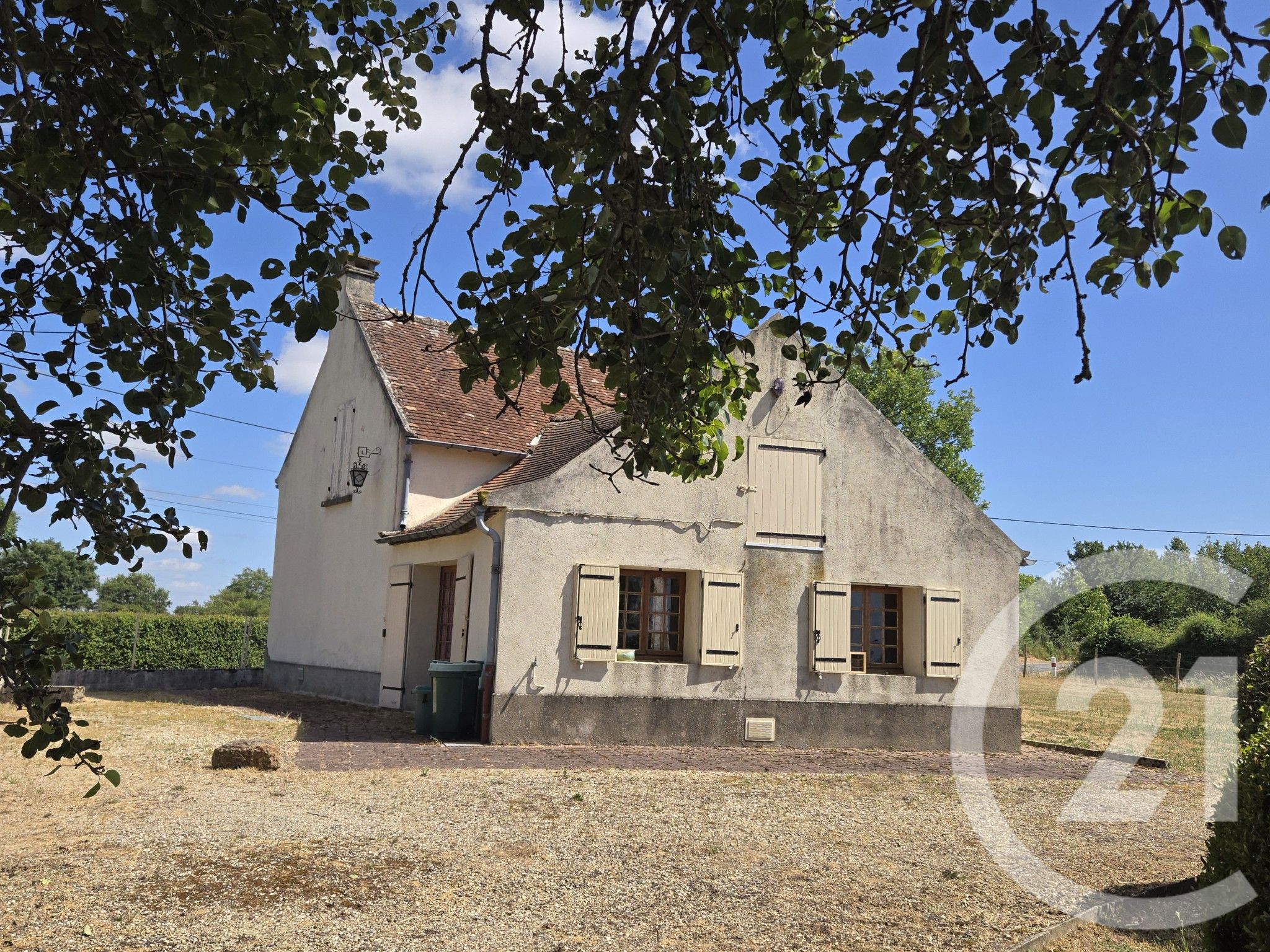 Maison 65m² — Pouzy-Mésangy