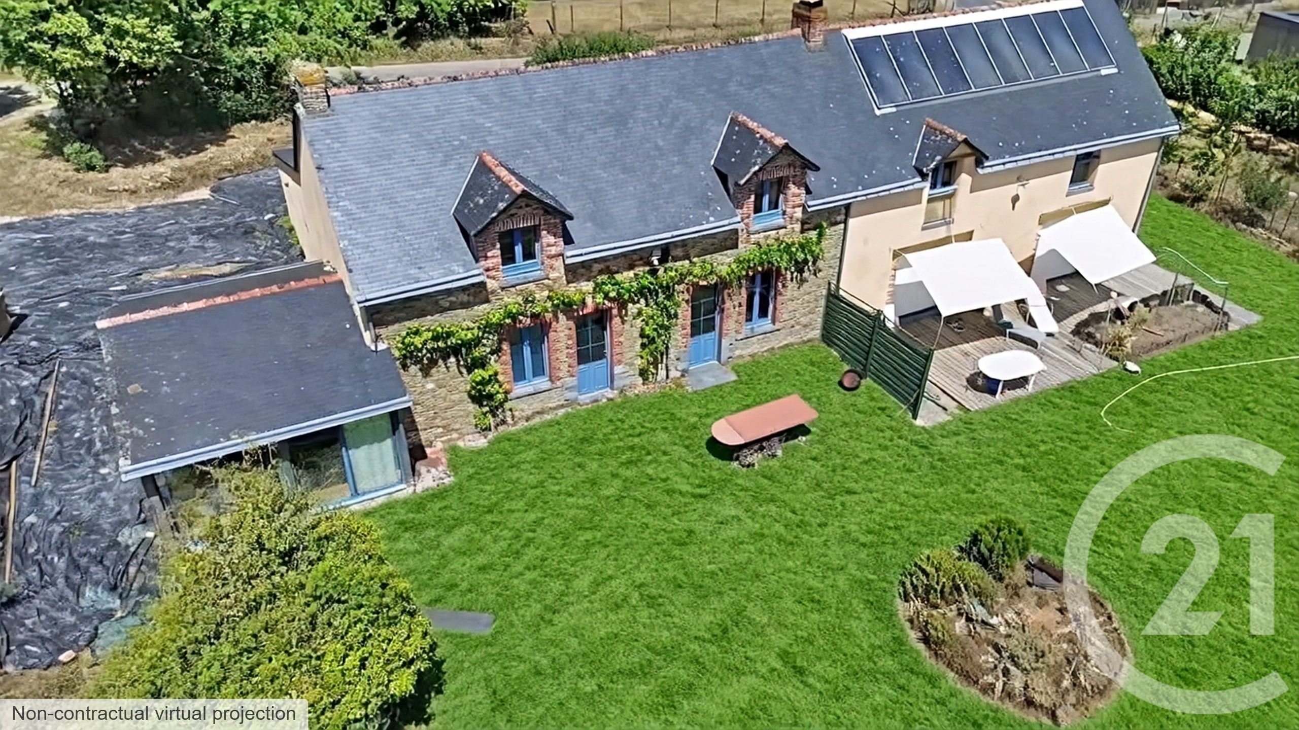 Maison 240m² — Joué-sur-Erdre