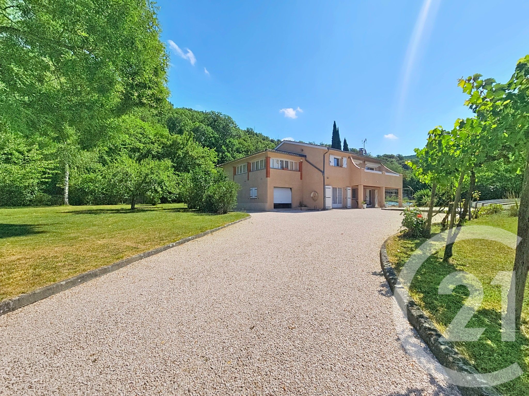 Maison 182m² — Roquefort-sur-Garonne
