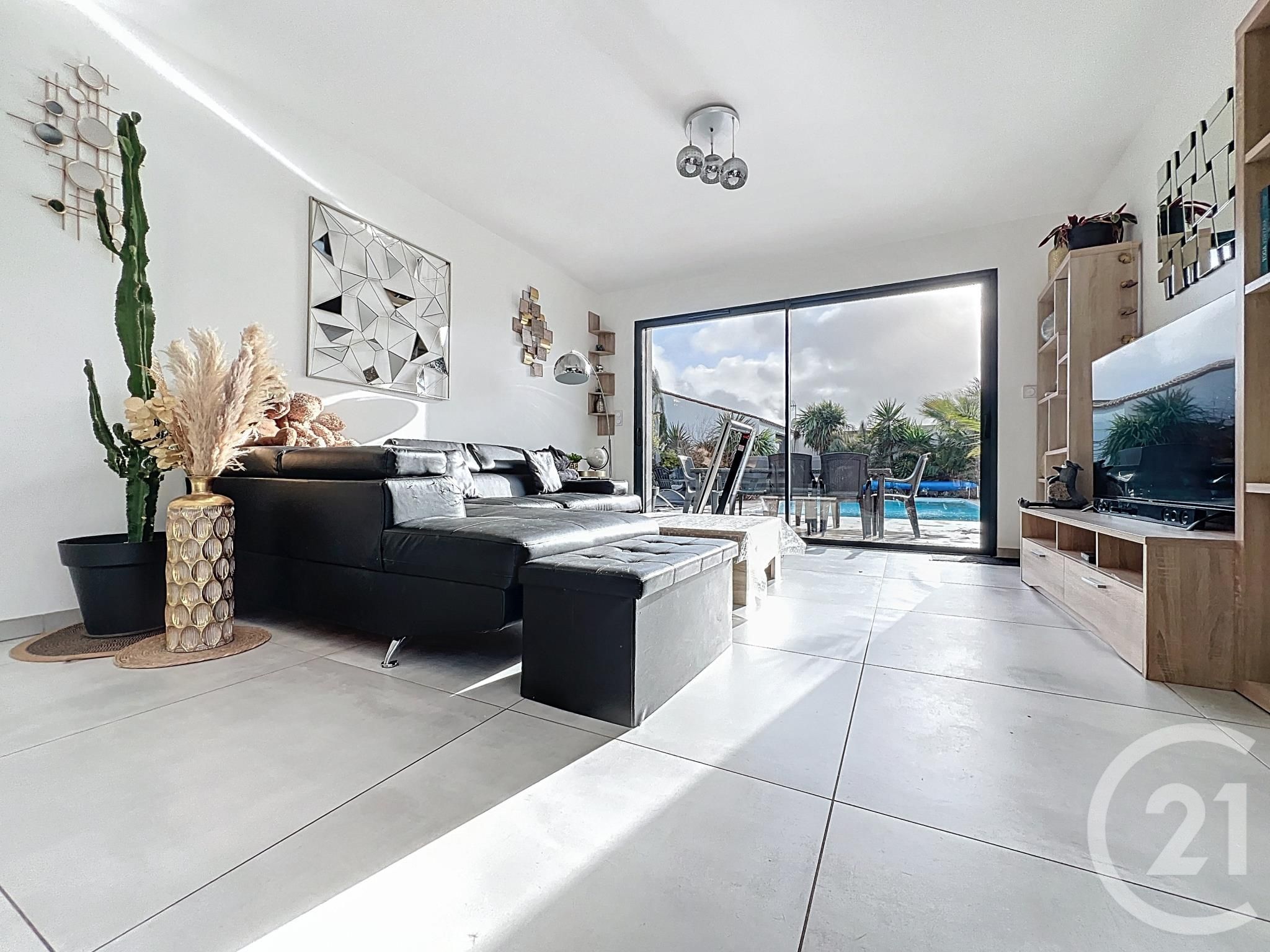 Maison 237m² — Aigrefeuille-d'Aunis