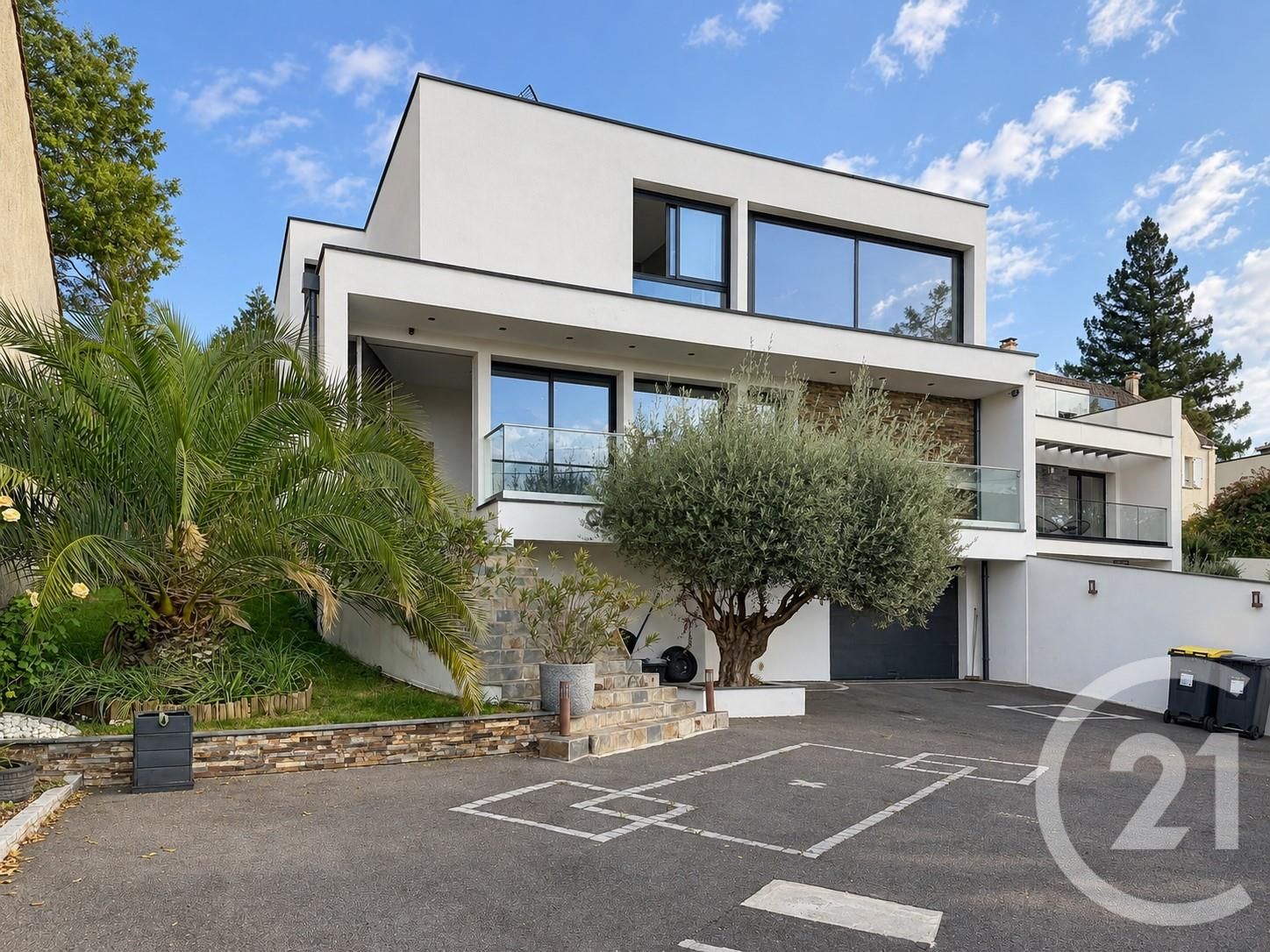 Maison 205m² — Villevaudé