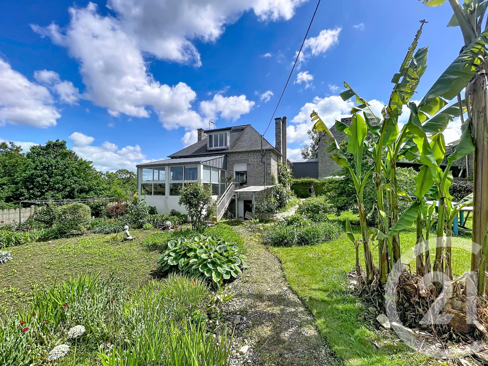 Maison 92m² — Dinan