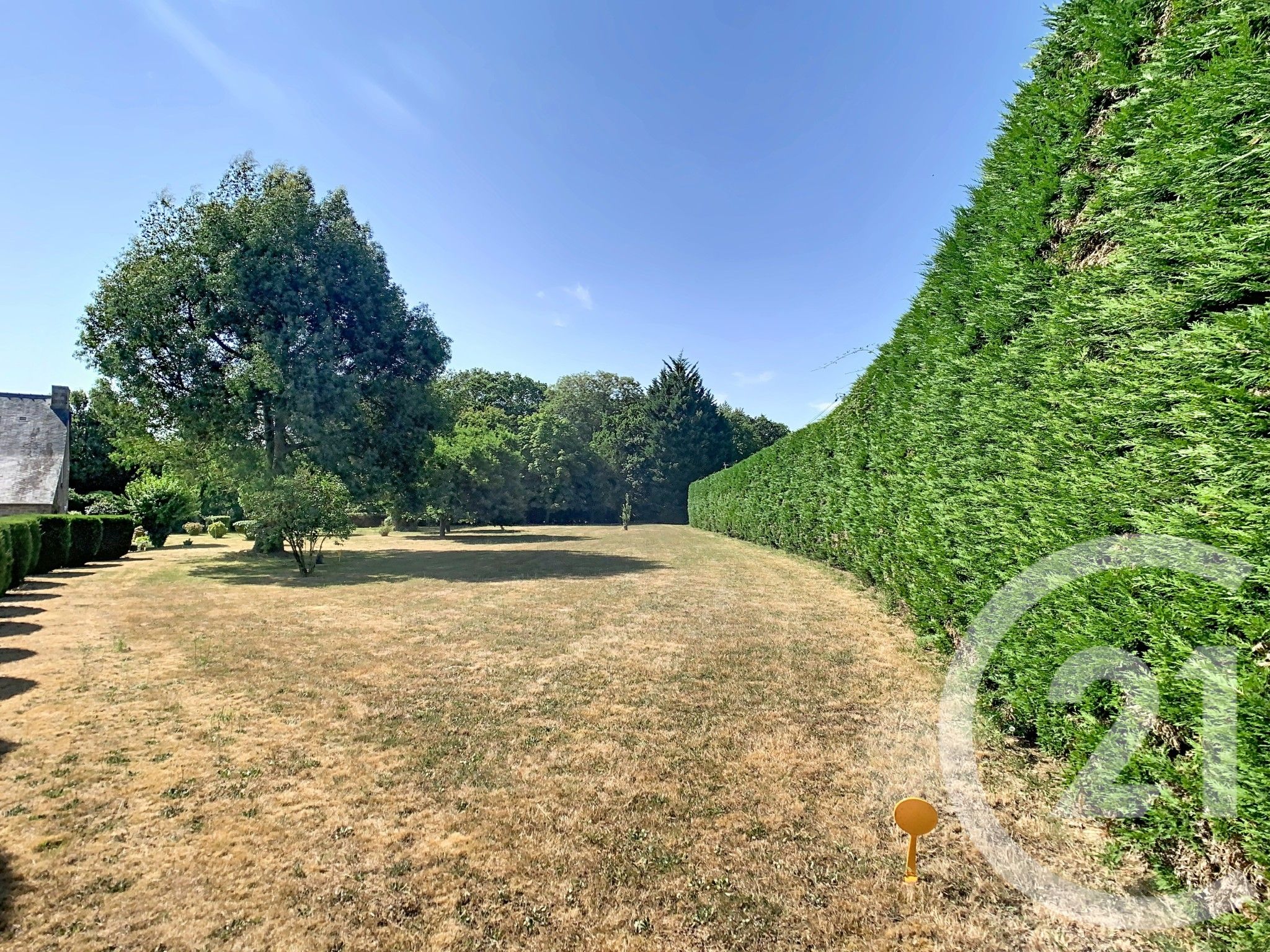 Terrain — Trélivan