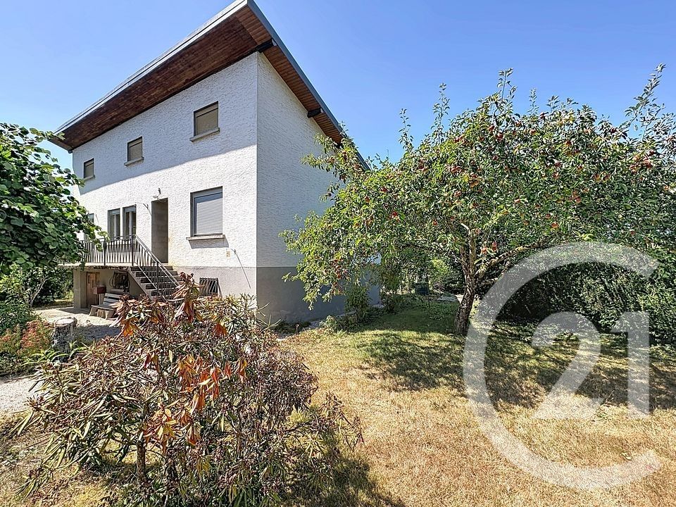 Maison 90m² — Lougres