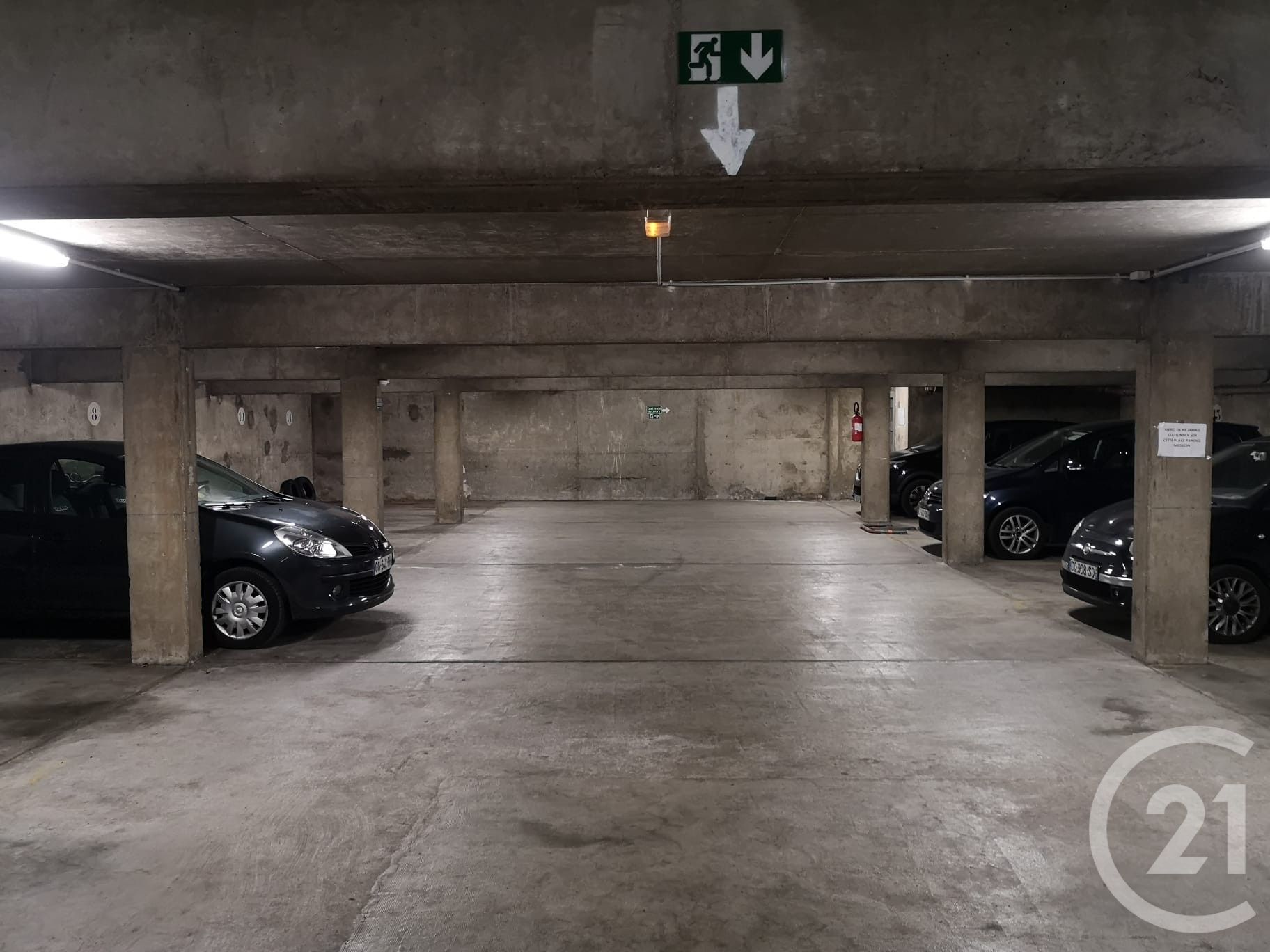 Parking 1 pièces 10m² Paris 19e