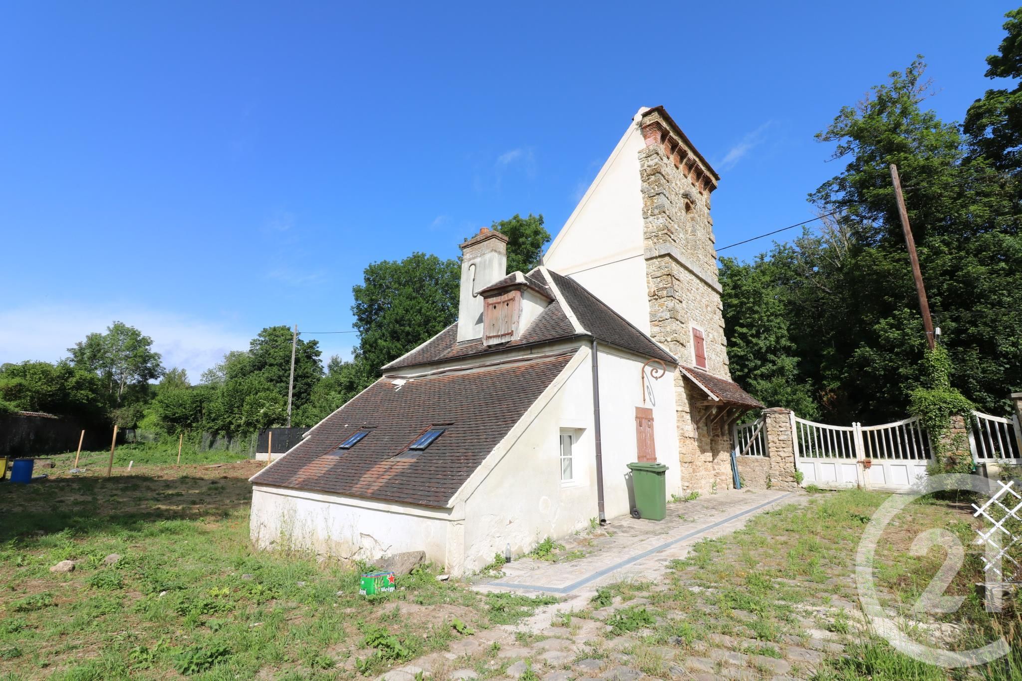 Maison 220m² — Mauperthuis