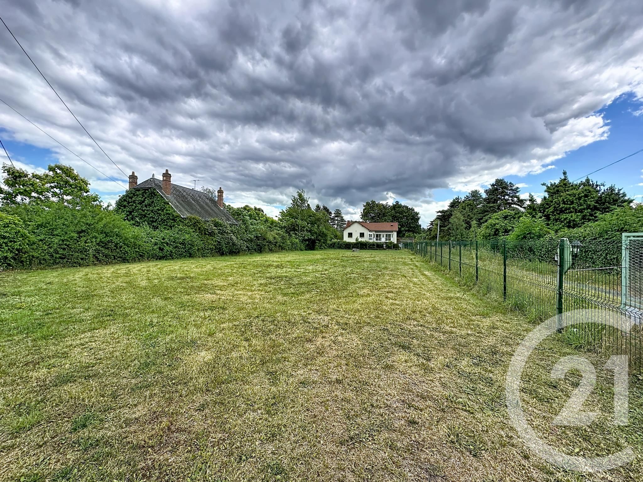 Terrain — La Ferté-Imbault