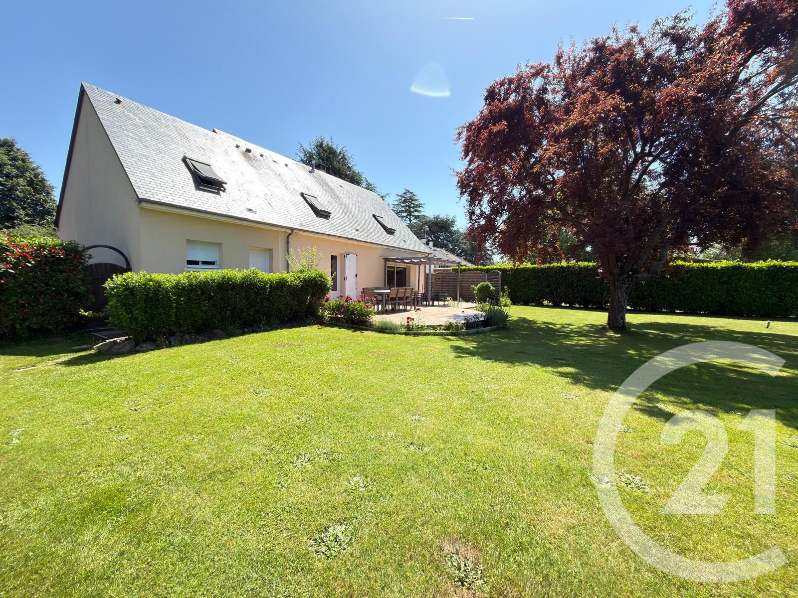 Maison 145m² — La Guierche
