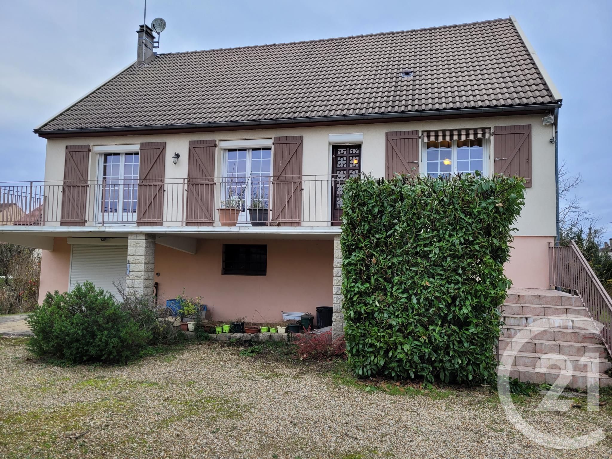 Maison 96m² — Nemours