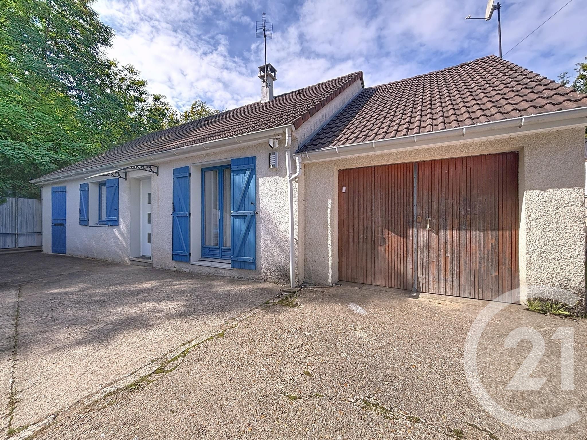 Maison 98m² — Saint-Valérien