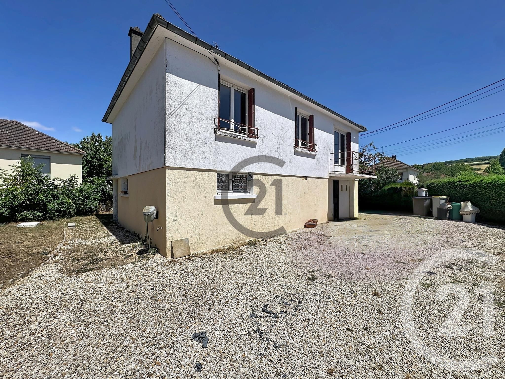 Maison 81m² — Villeneuve-sur-Yonne