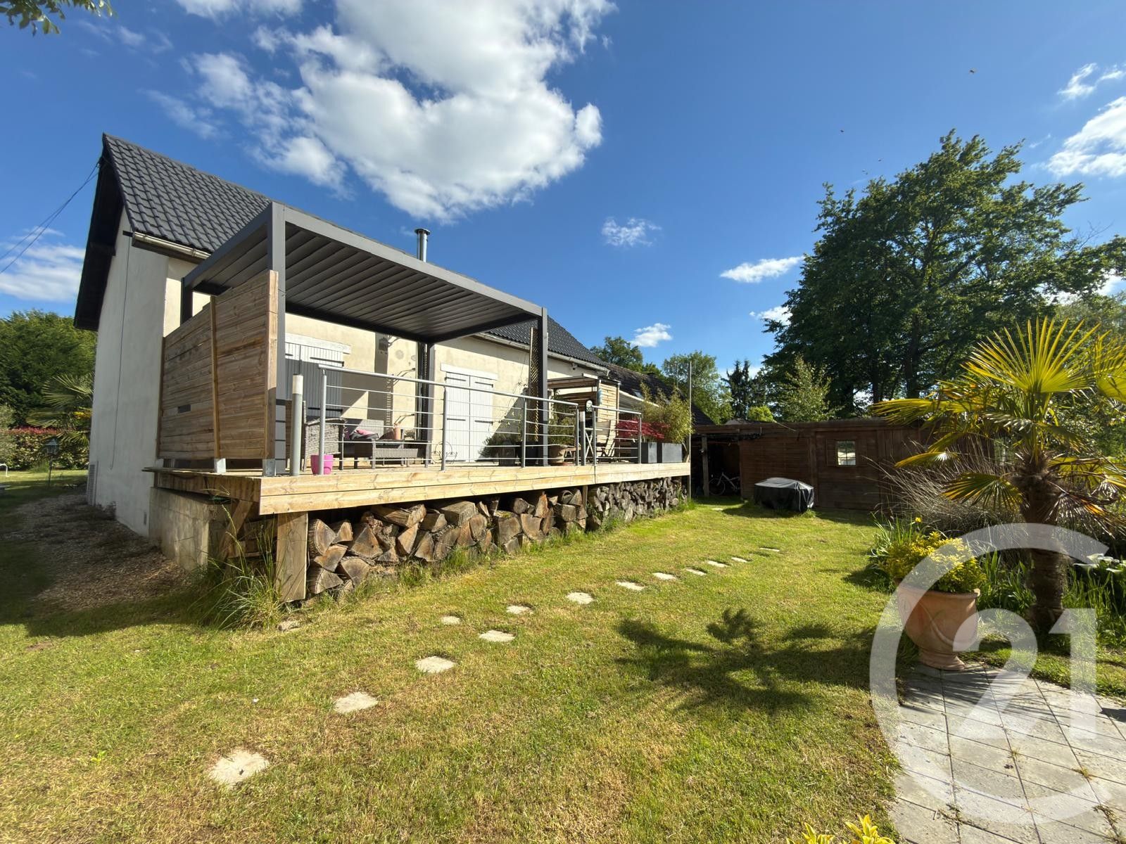 Maison 90m² — Domats