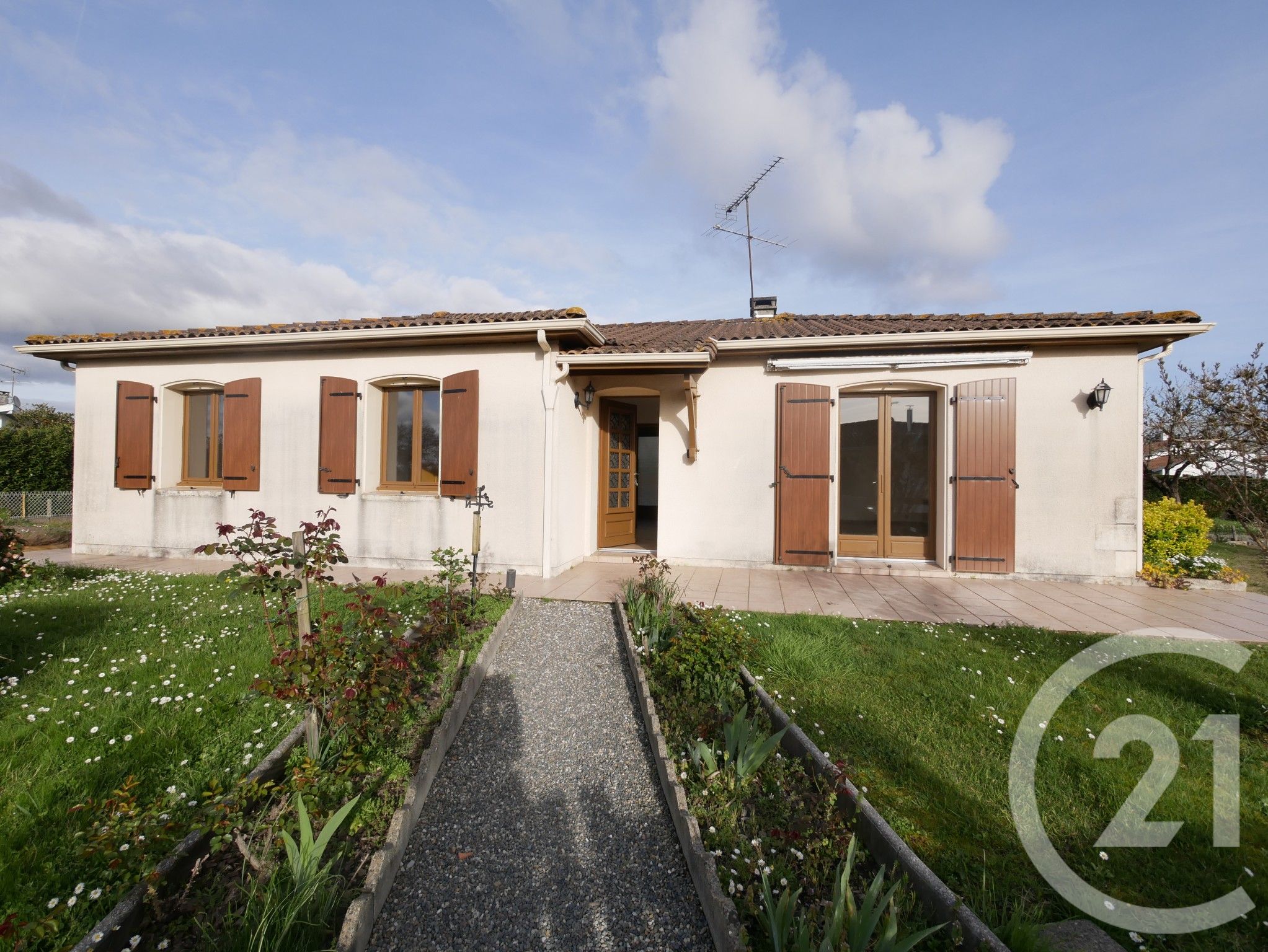 Maison 88m² — Yzosse