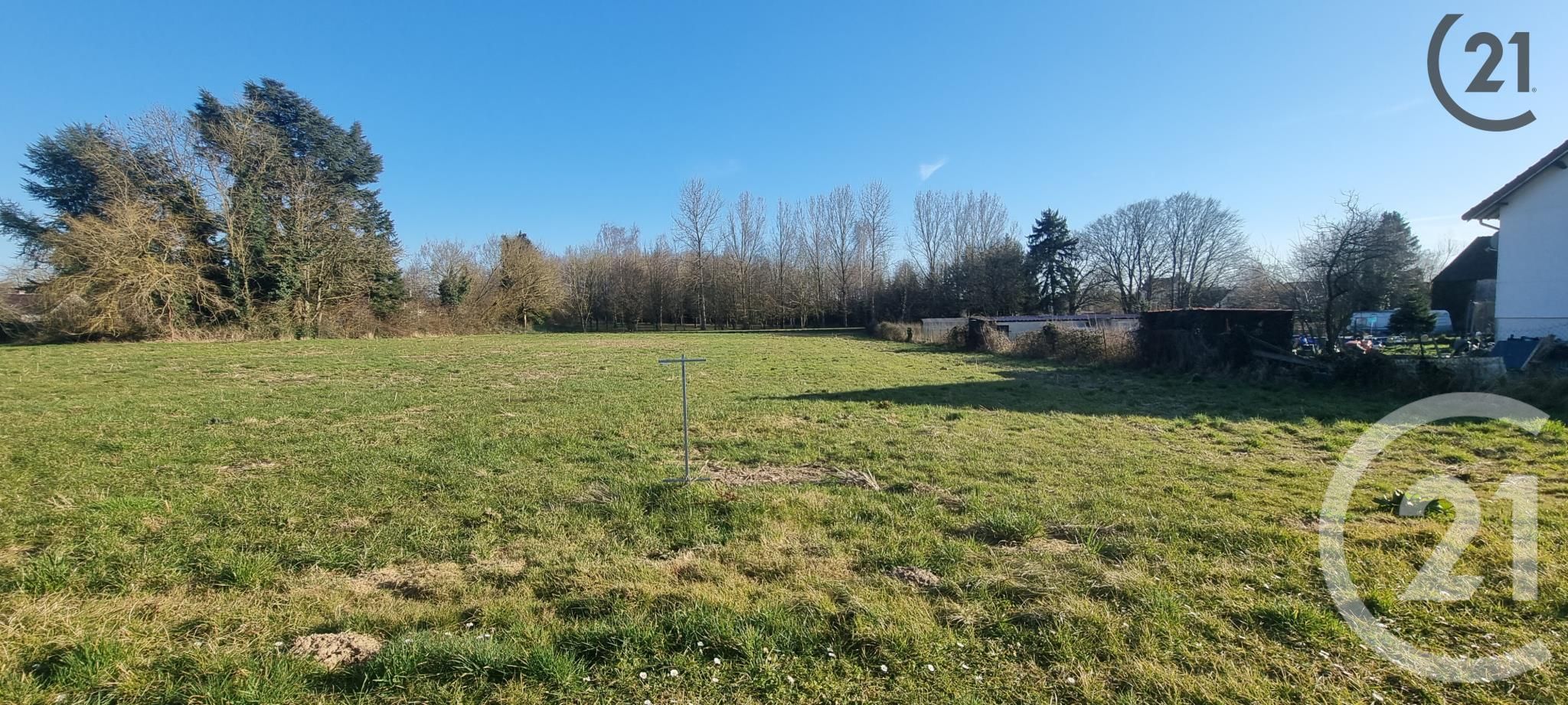 Terrain — Louan-Villegruis-Fontaine