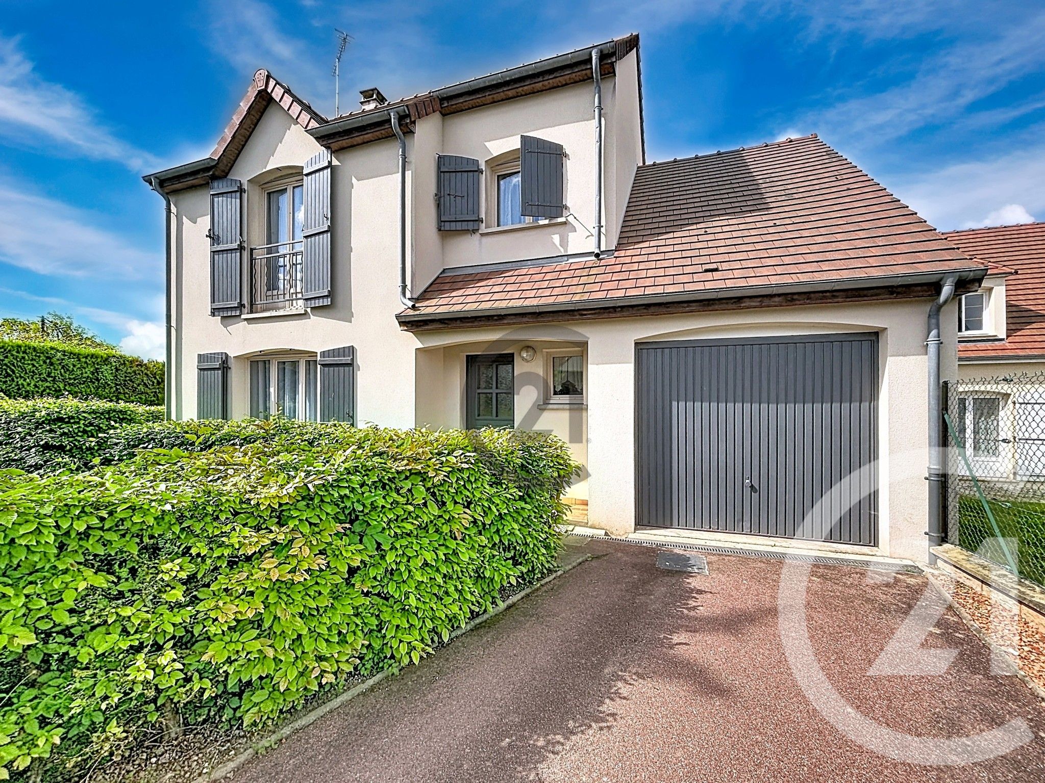 Maison 97m² — Rouilly