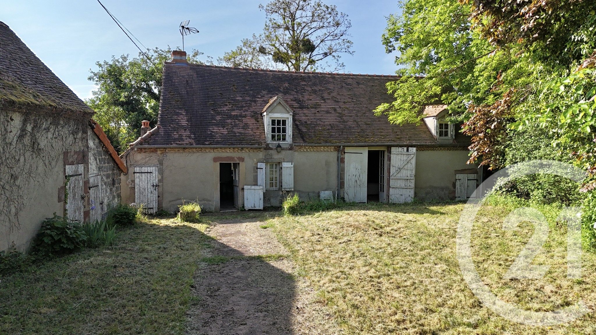 Maison 99m² — Montilly