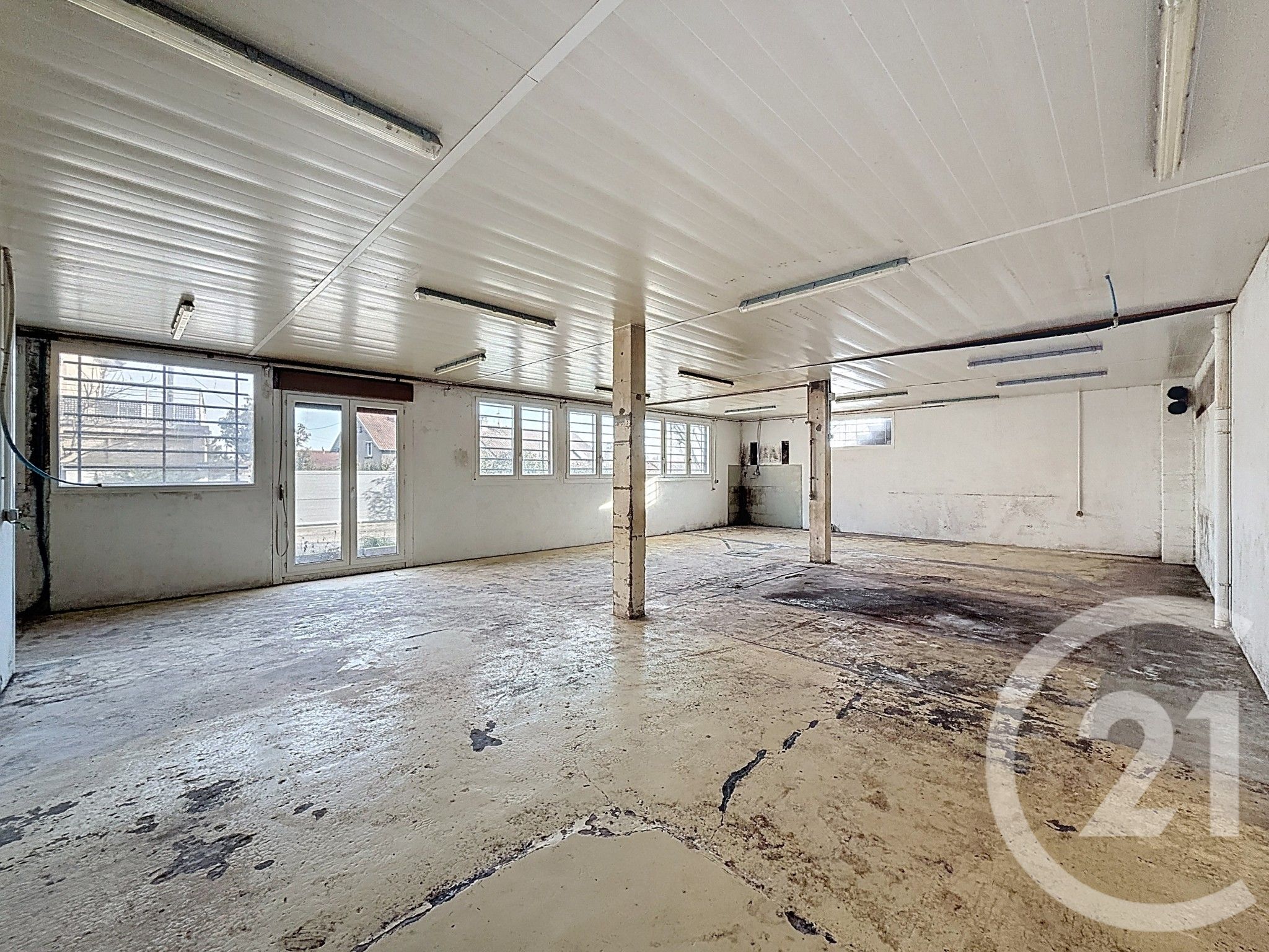 Parking 190m² — Vieux-Charmont