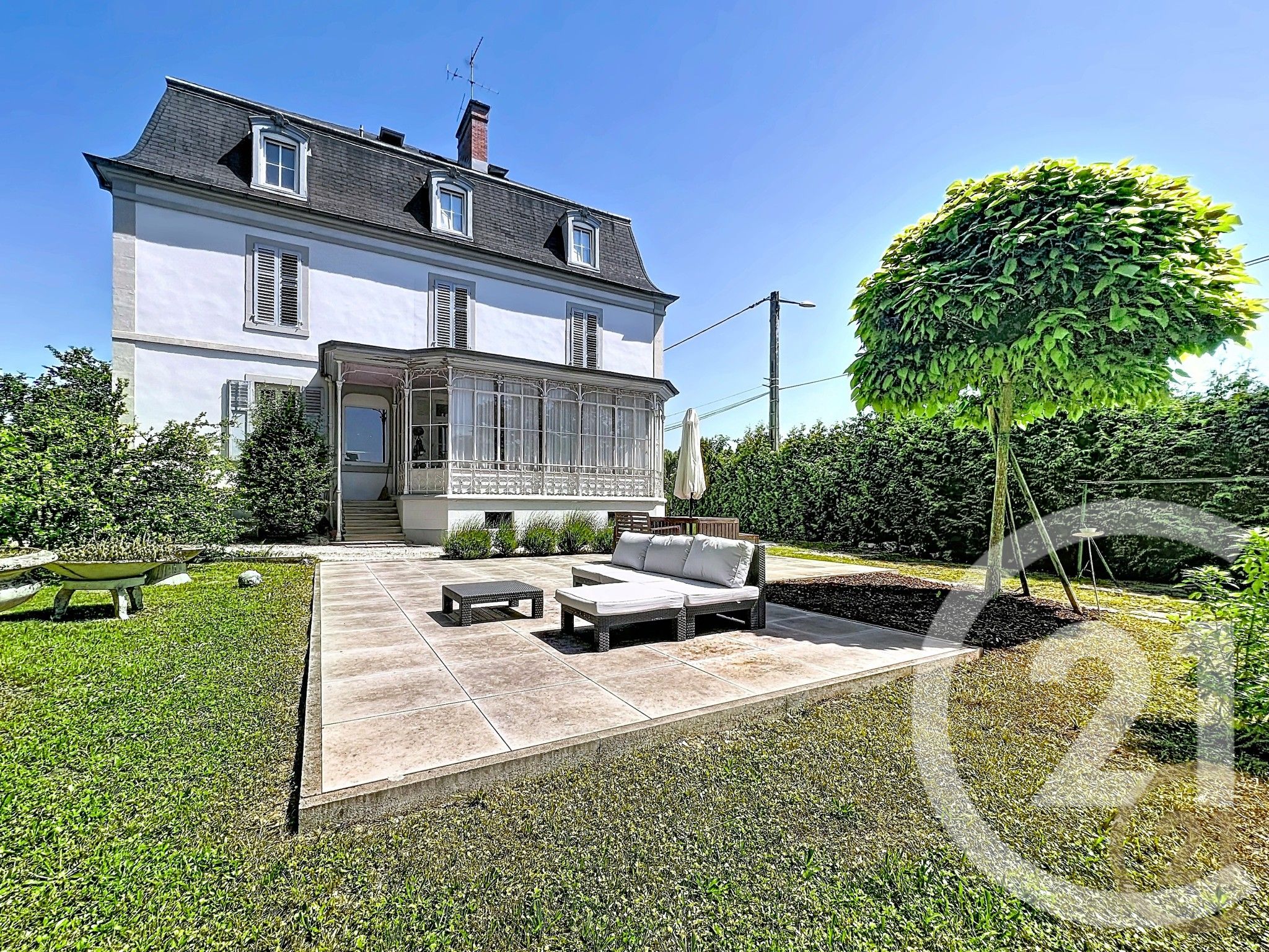 Appartement 170m² — Valentigney