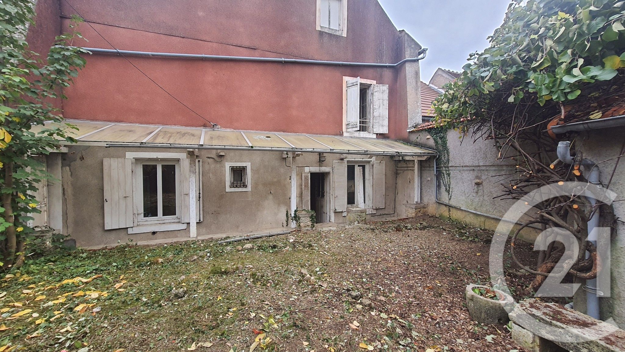 Maison 155m² — Varzy