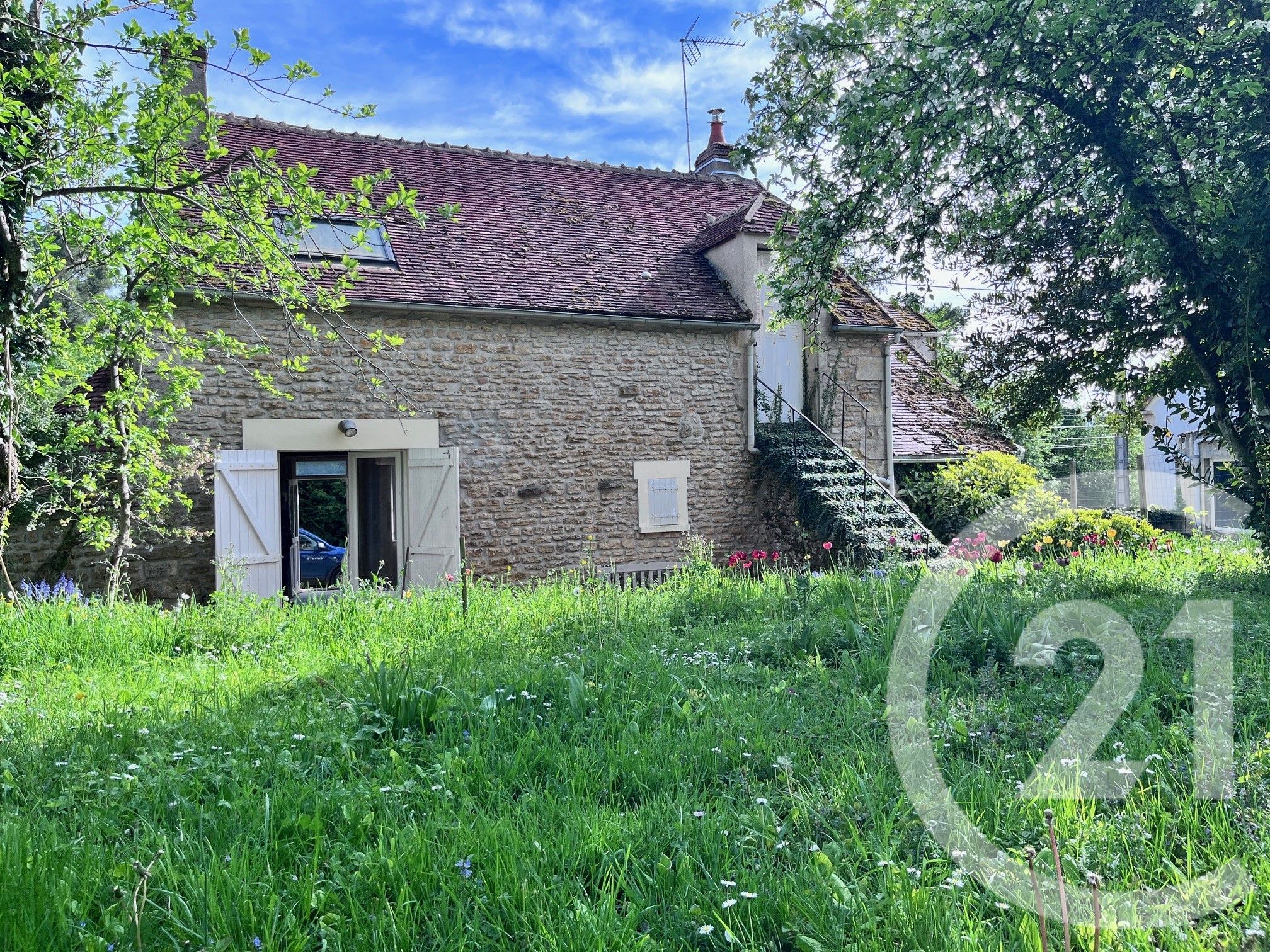 Maison 100m² — Champlemy