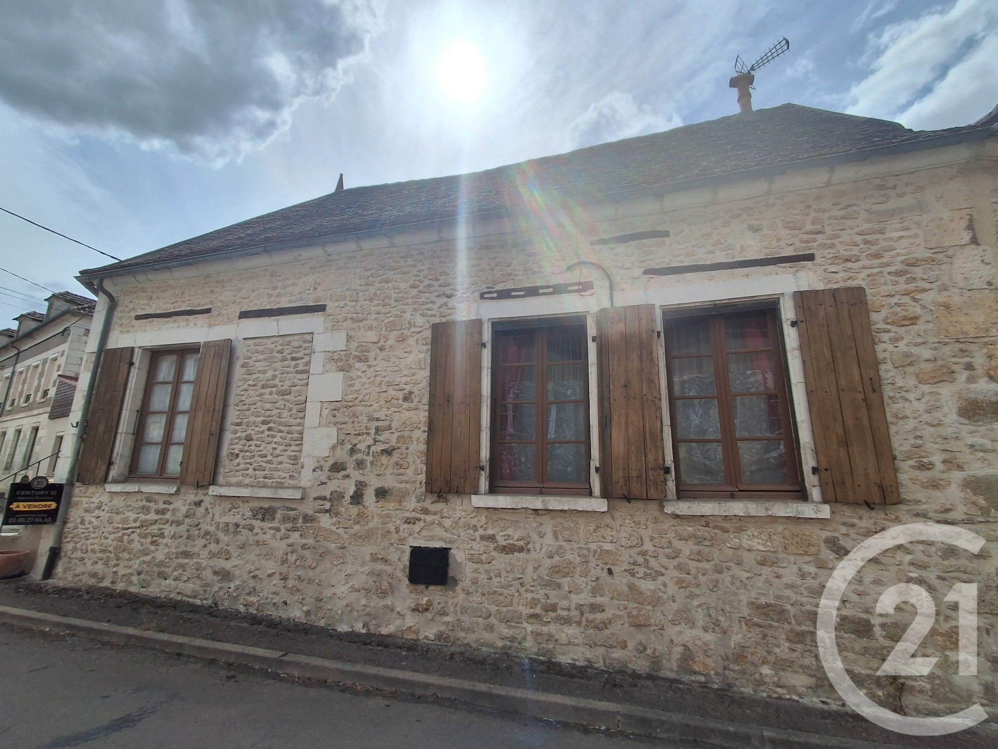 Maison 102m² — Étais-la-Sauvin