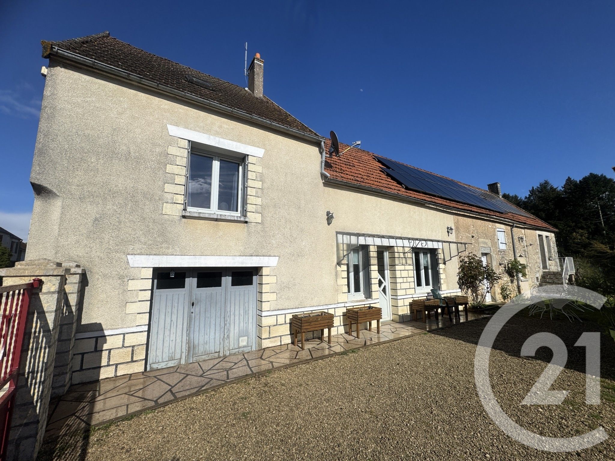 Maison 106m² — Mailly-la-Ville