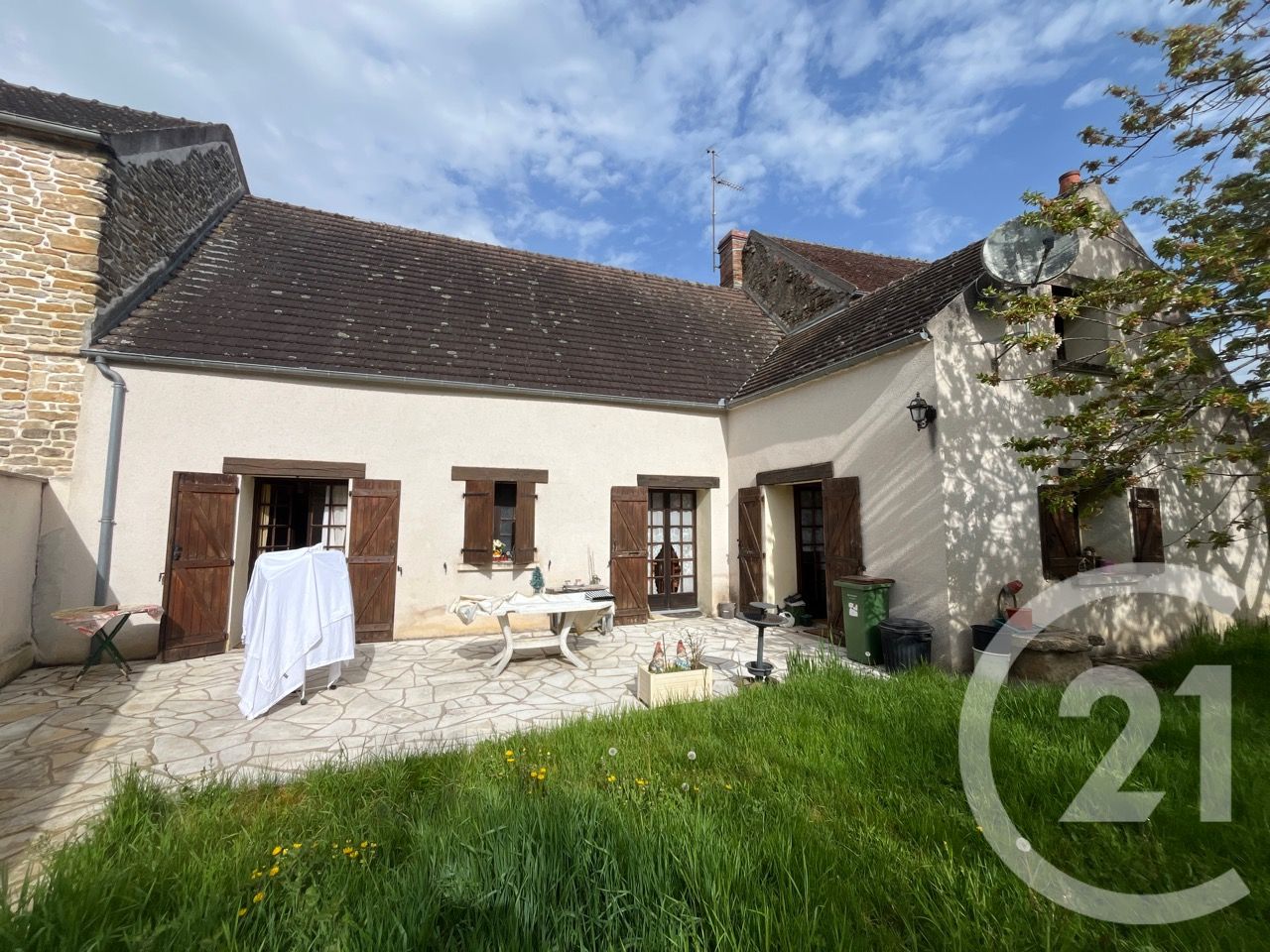 Maison 88m² — Courcelles