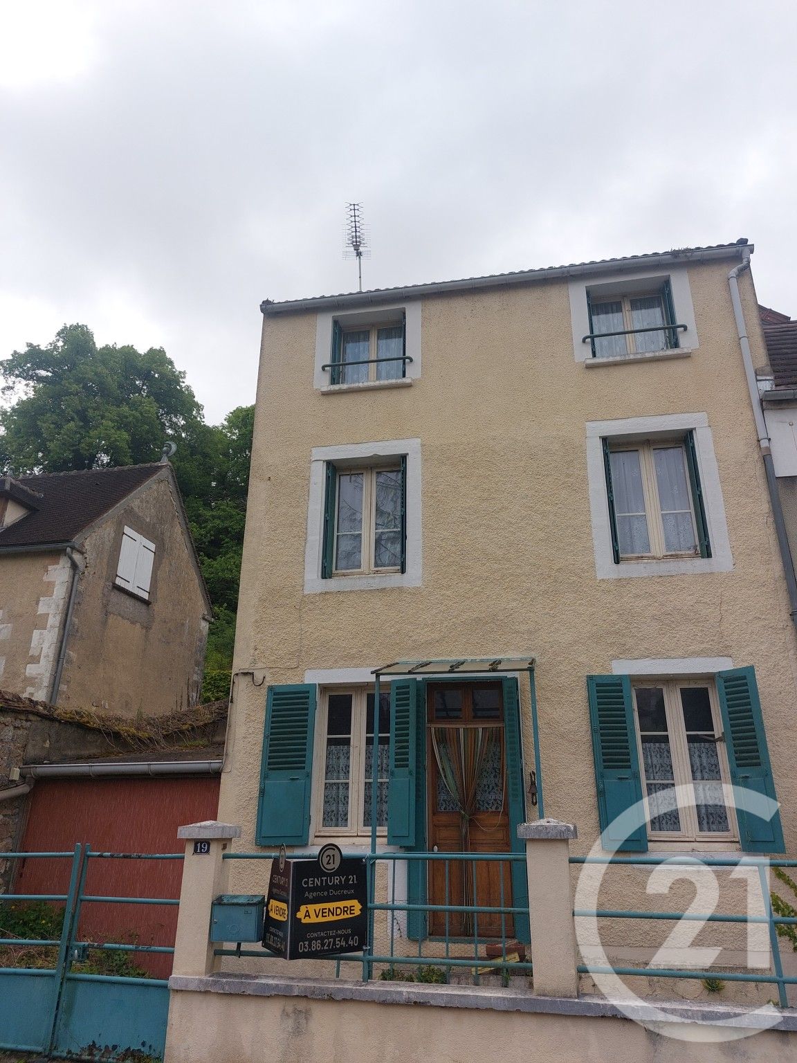 Maison 89m² — Châtel-Censoir