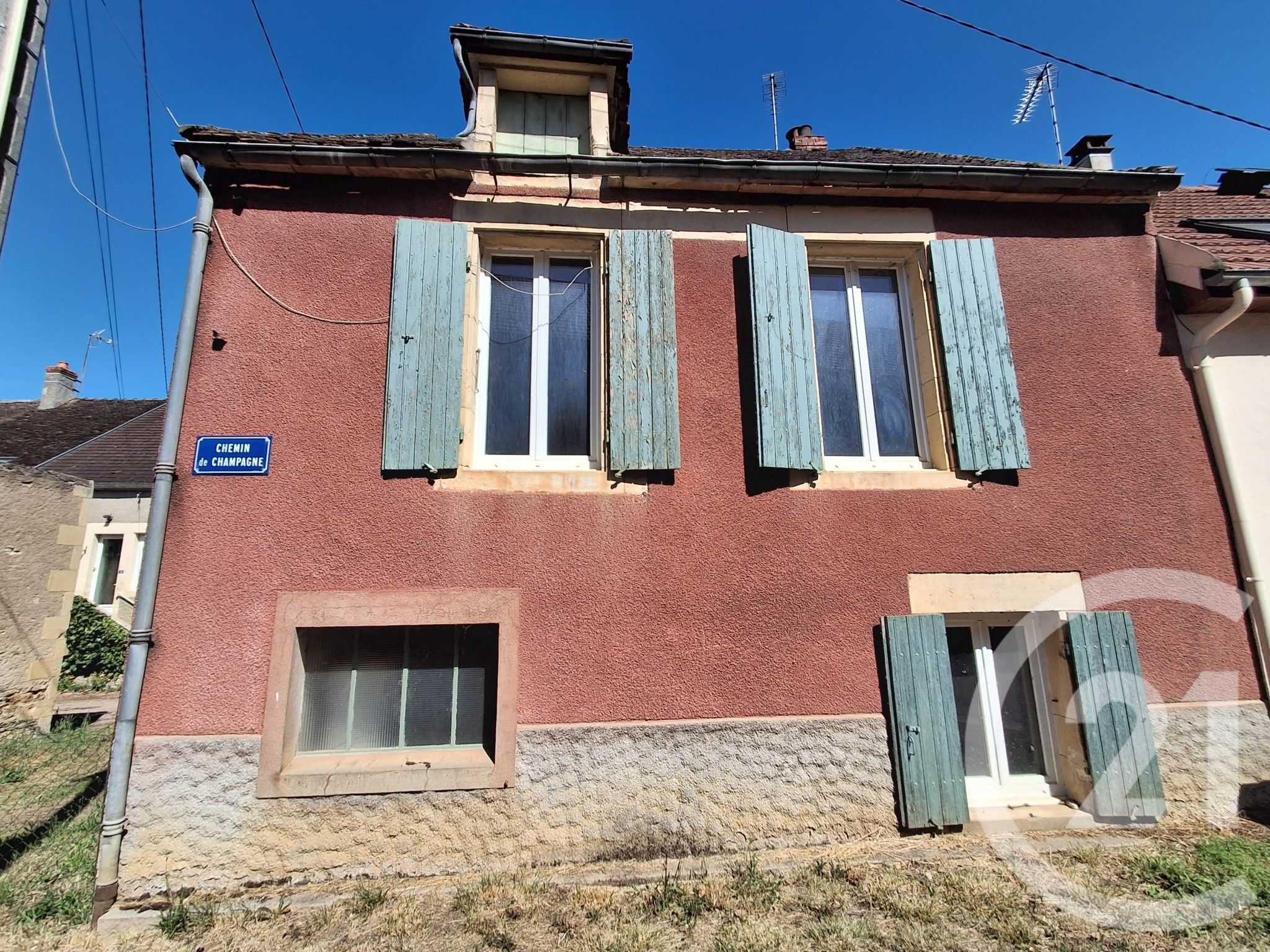 Maison 70m² — Flez-Cuzy