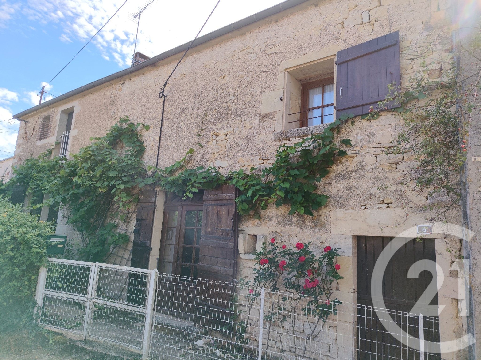 Maison 100m² — La Maison-Dieu