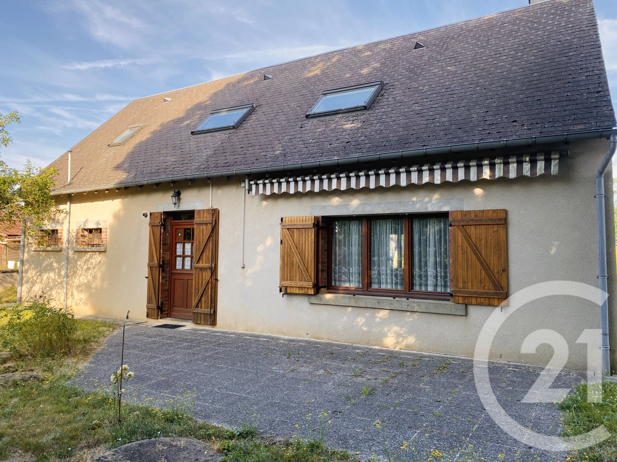 Maison 108m² — Humbligny