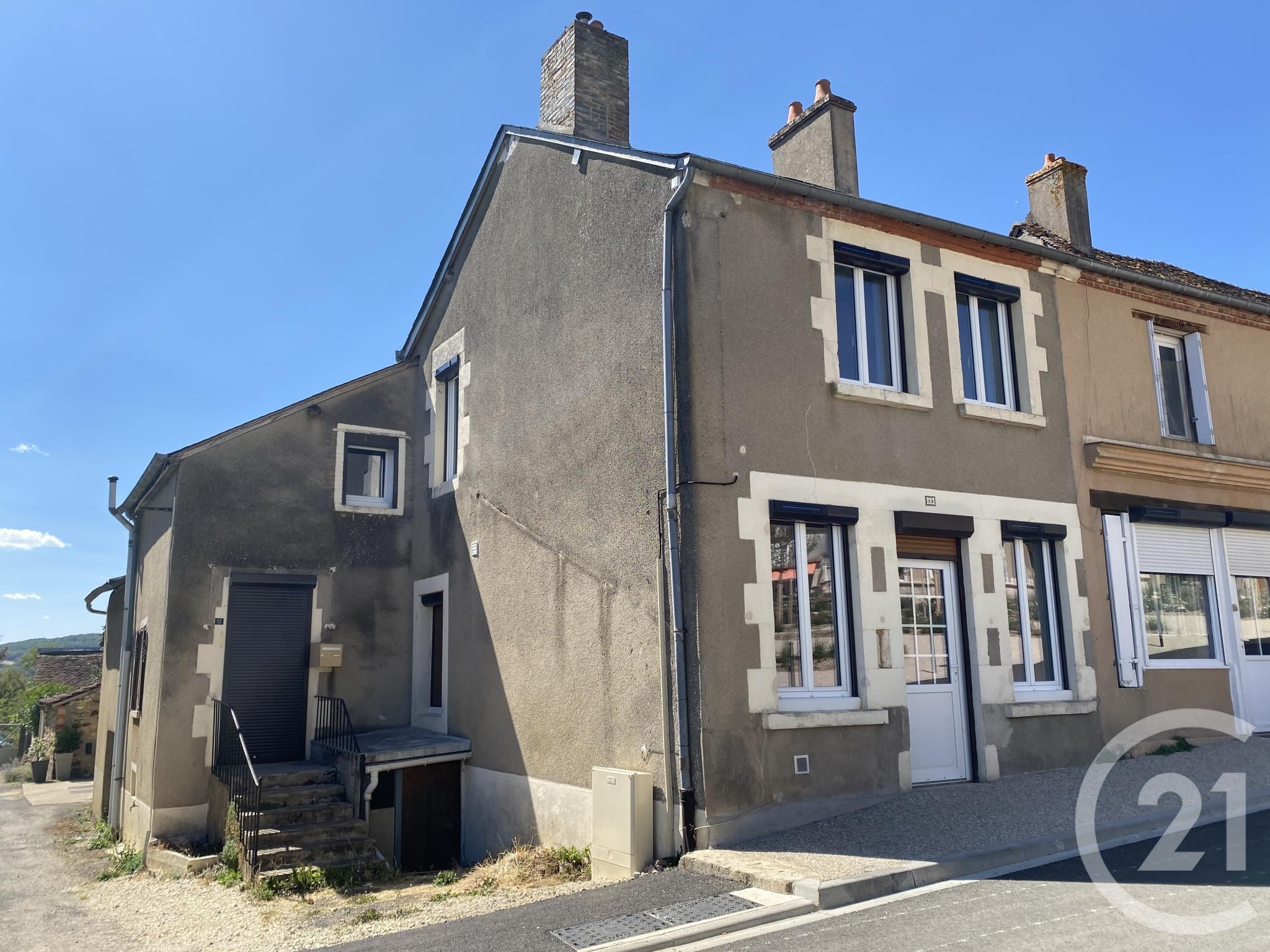 Maison 80m² — Sens-Beaujeu